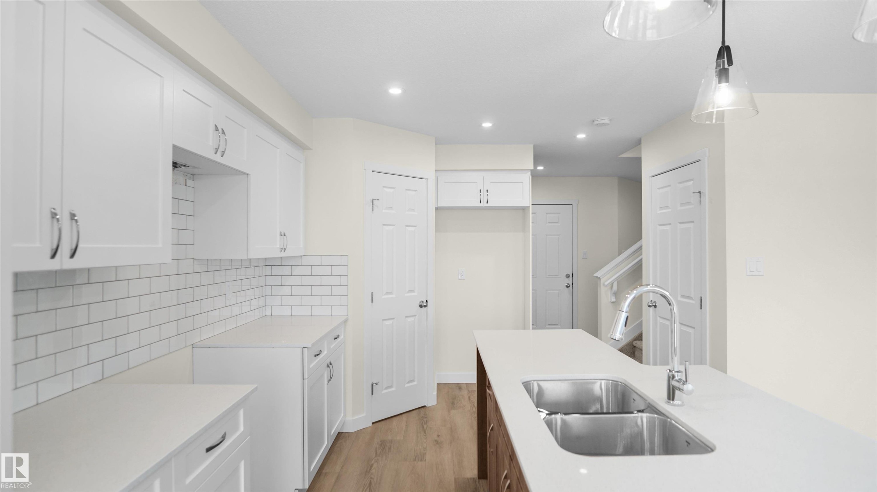 8901 Carson Way, Edmonton, AB - Indoor Photo Showing Kitchen With Double Sink