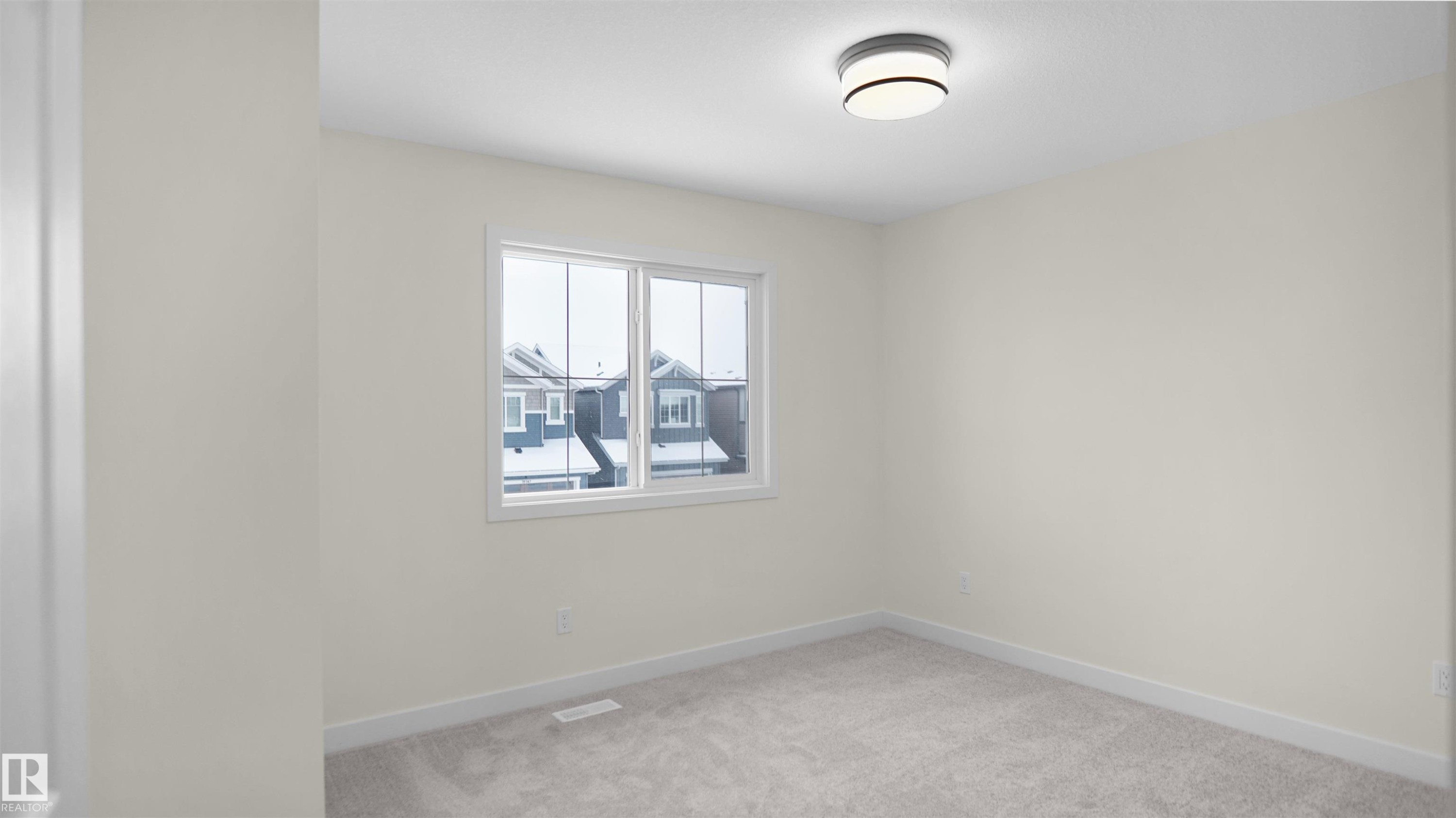 8901 Carson Way, Edmonton, AB - Indoor Photo Showing Other Room
