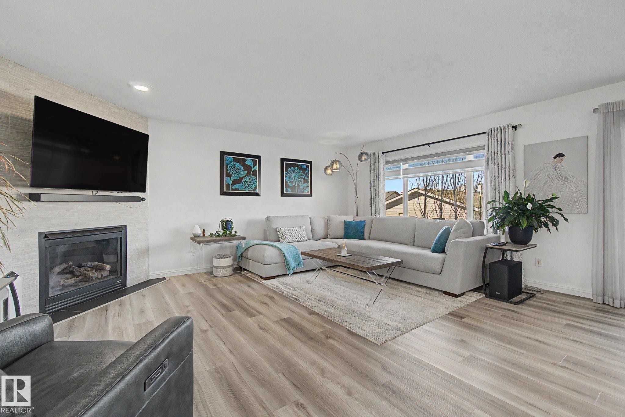 1850 Towne Centre Boulevard, Edmonton, AB - Indoor Photo Showing Living Room With Fireplace