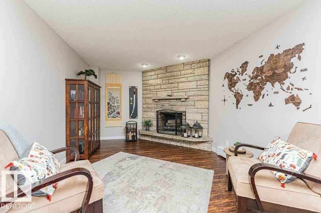 1727 65 Street, Edmonton, AB - Indoor Photo Showing Living Room With Fireplace