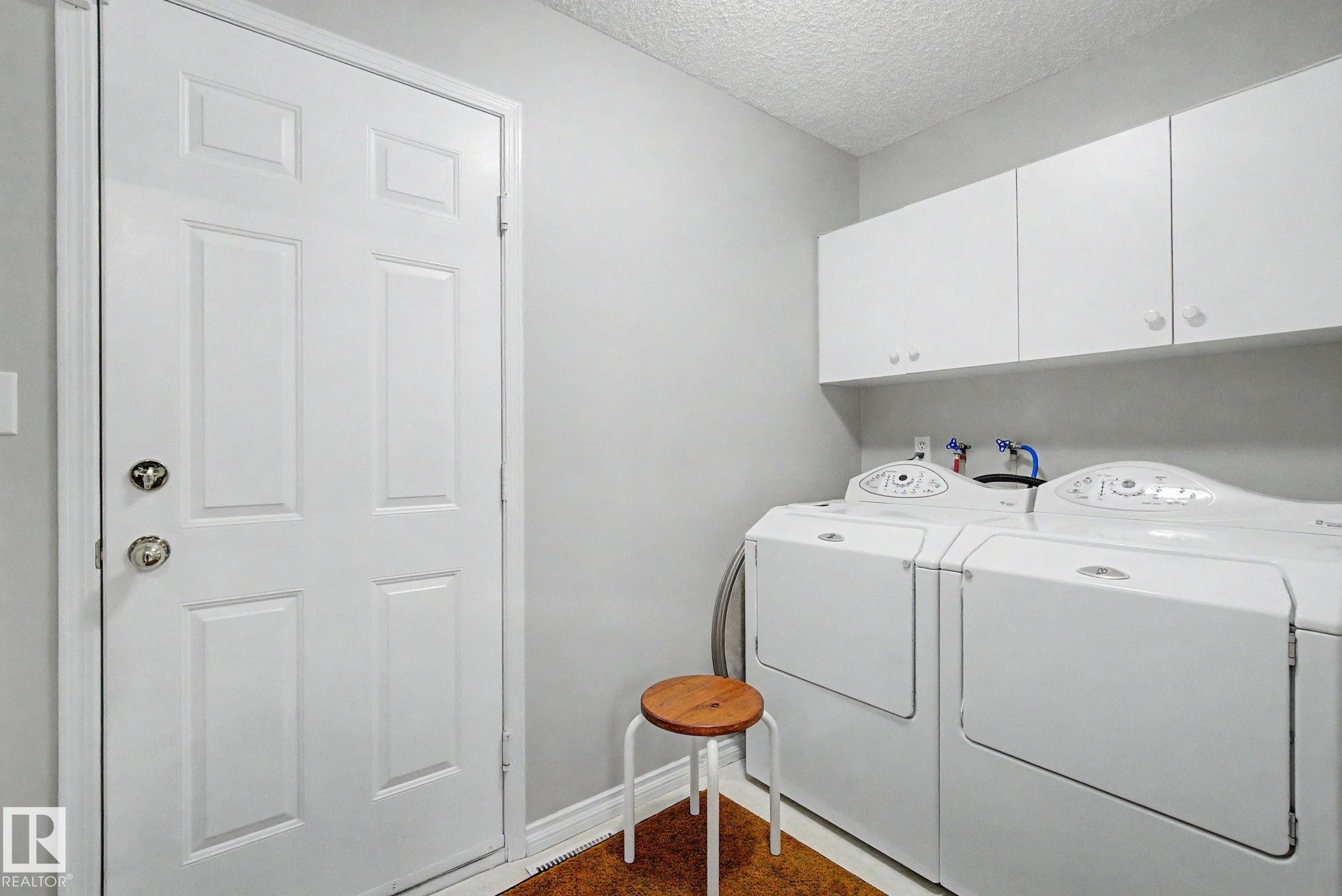 11732 10 Avenue Nw, Edmonton, AB - Indoor Photo Showing Laundry Room