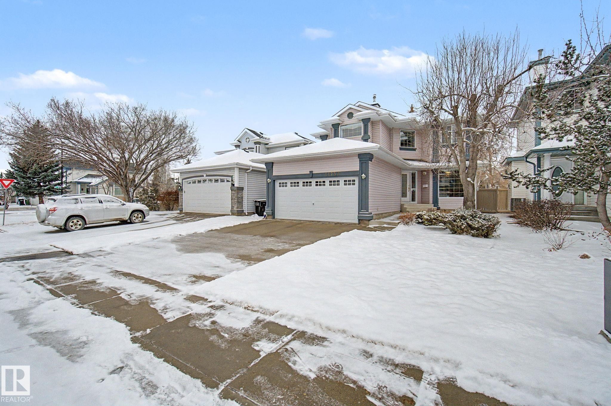 11732 10 Avenue Nw, Edmonton, AB - Outdoor With Facade
