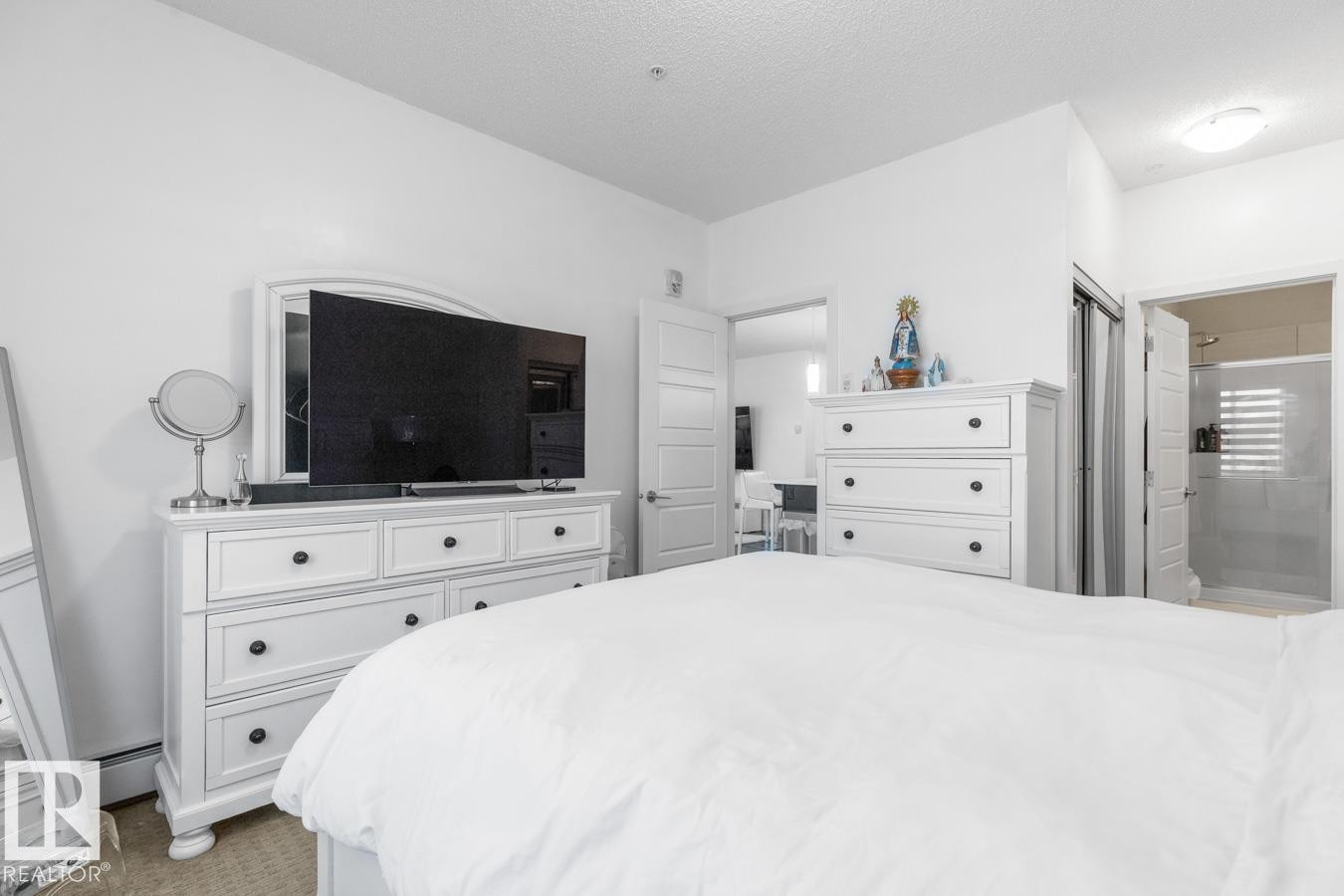 122 320 Ambleside Link Link, Edmonton, AB - Indoor Photo Showing Bedroom