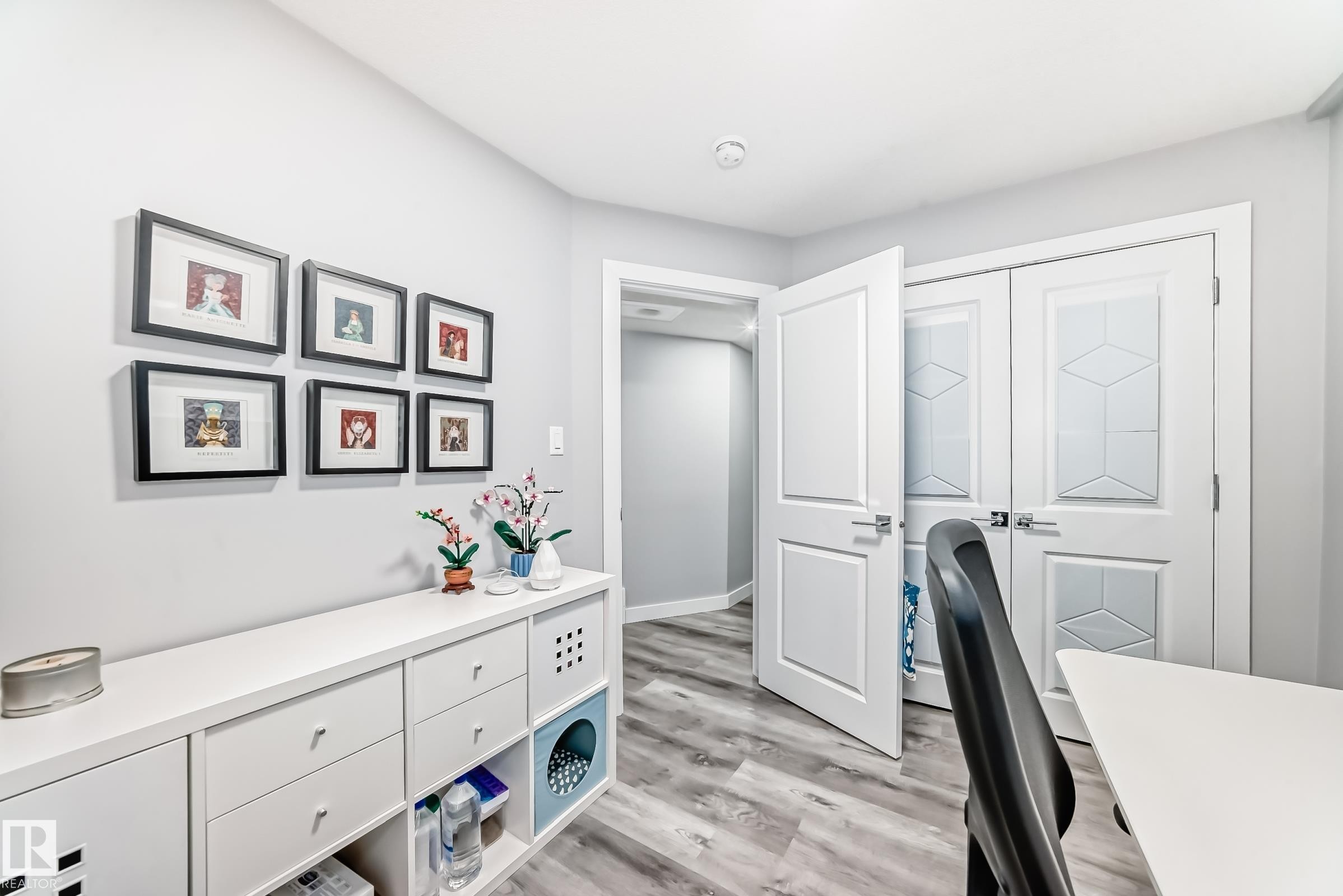1128 74 Street, Edmonton, AB - Indoor
