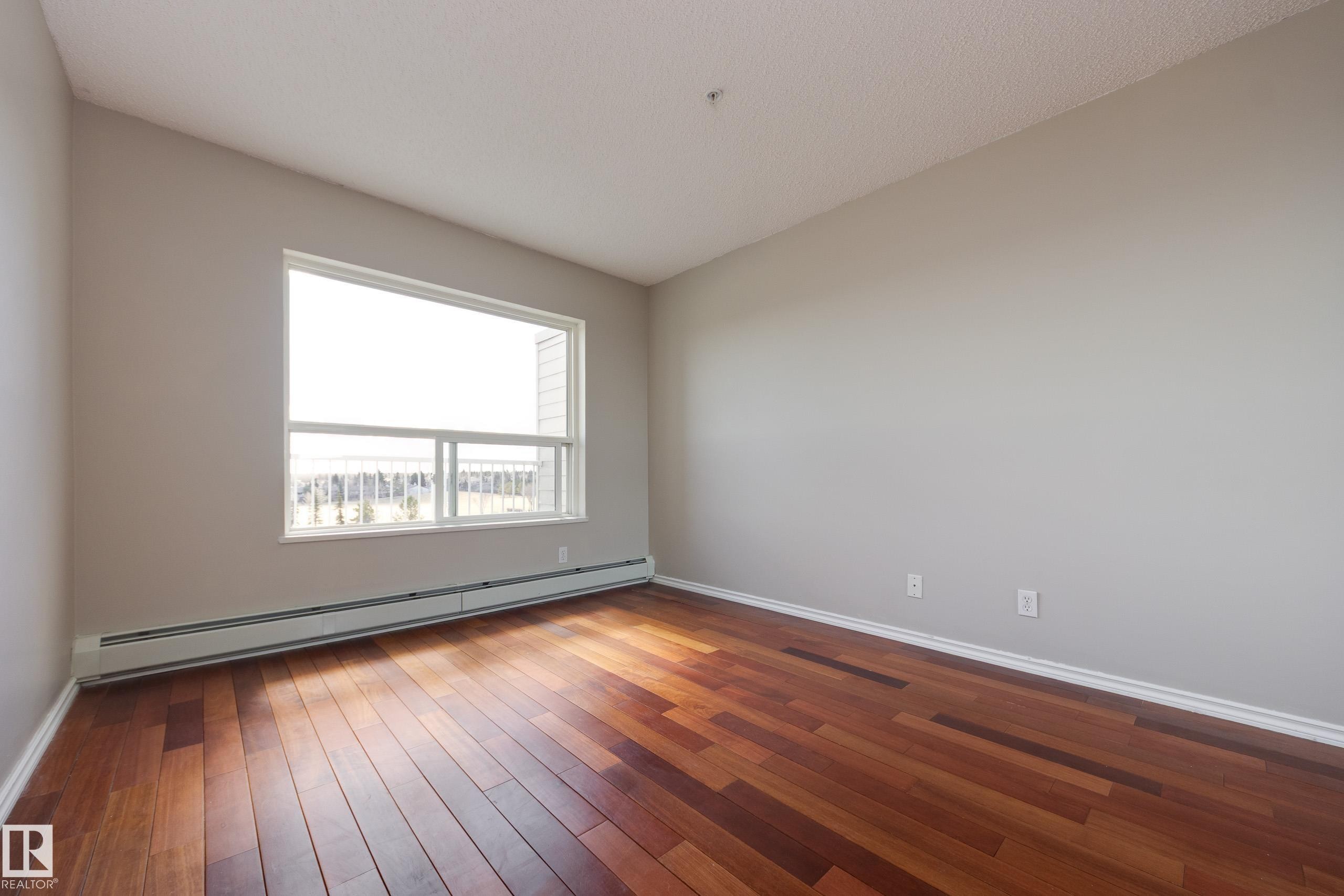 528 17404 64 Avenue, Edmonton, AB - Indoor Photo Showing Other Room