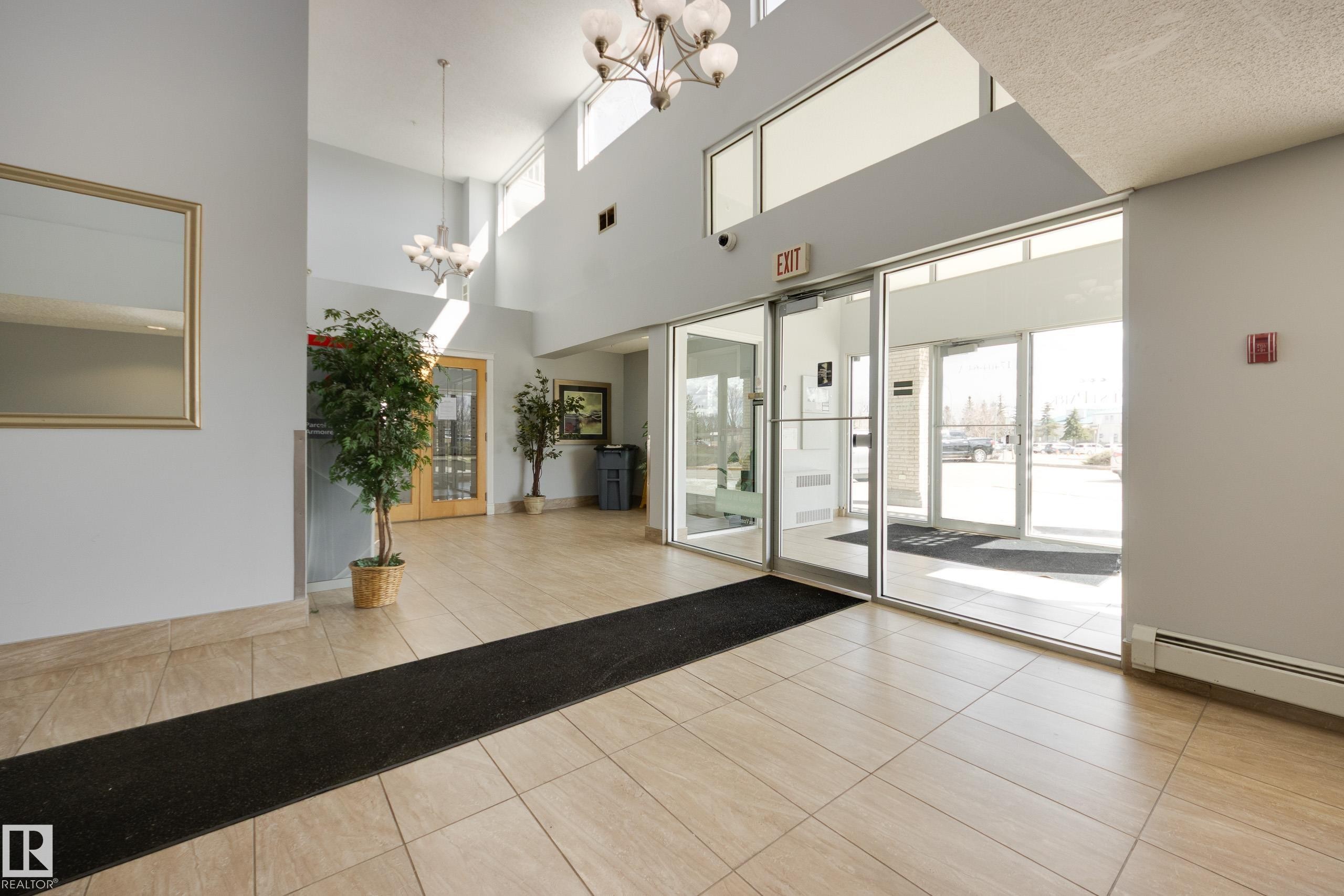 528 17404 64 Avenue, Edmonton, AB - Indoor Photo Showing Other Room