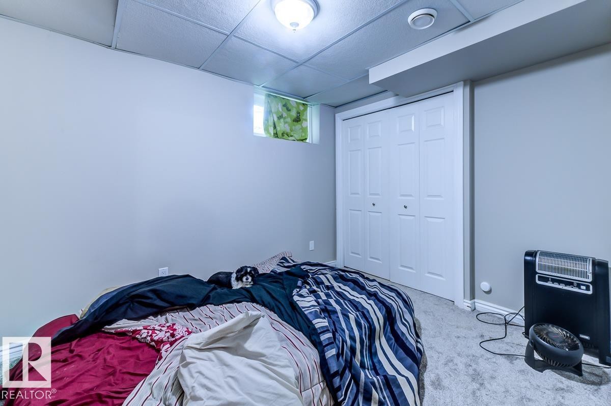10950 73 Avenue, Edmonton, AB - Indoor Photo Showing Bedroom