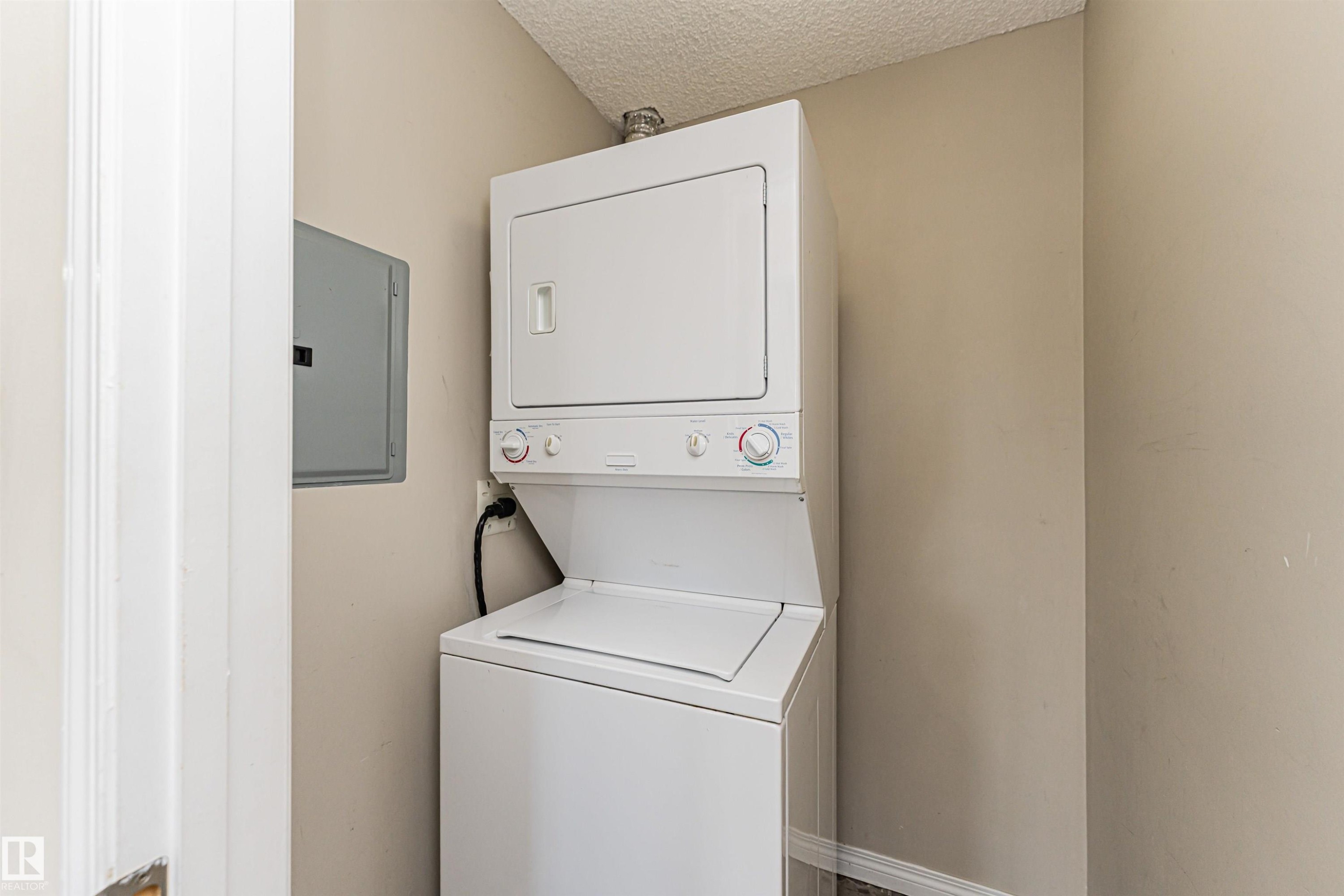 524 10535 122 Street, Edmonton, AB - Indoor Photo Showing Laundry Room