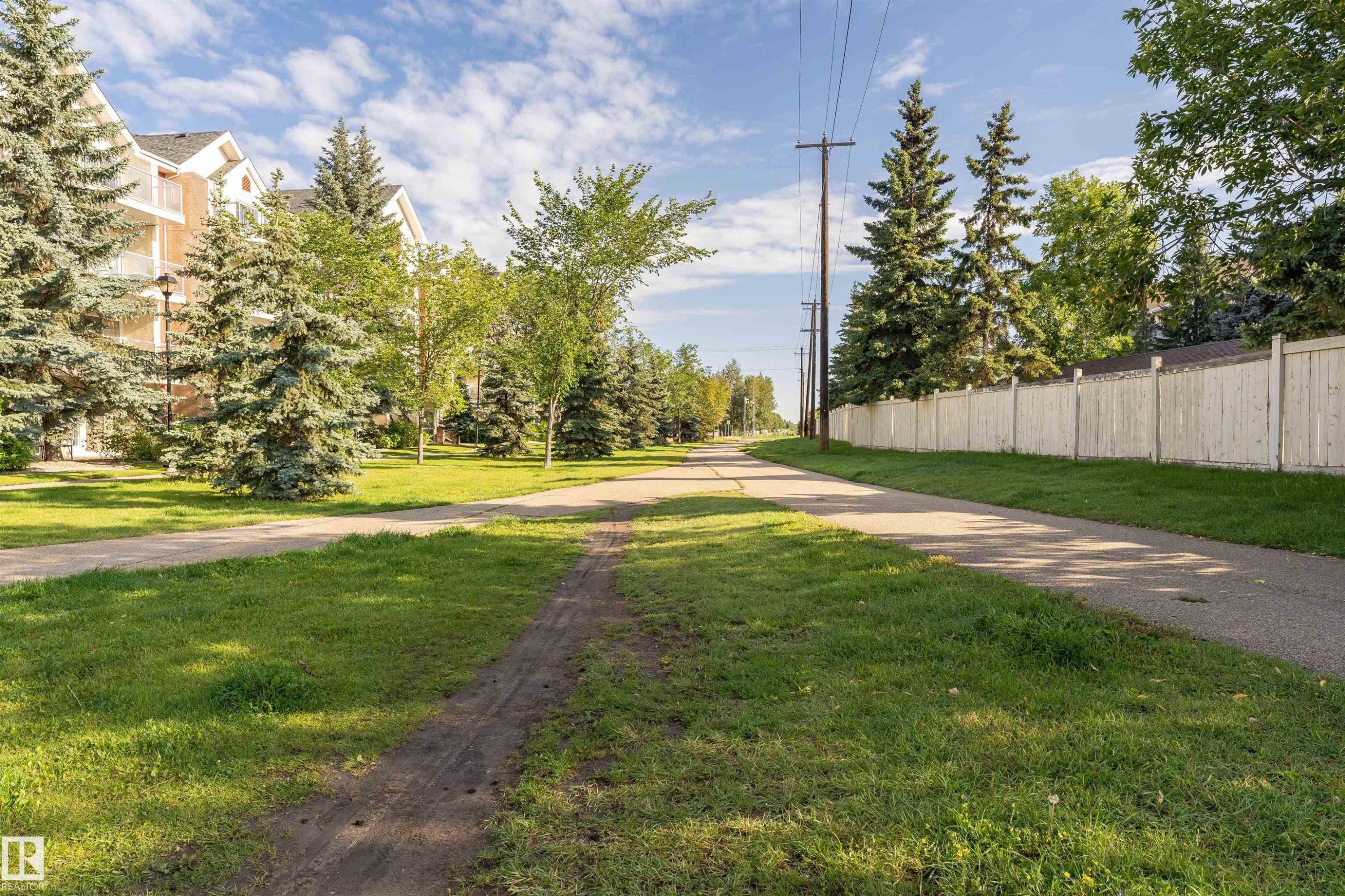 524 10535 122 Street, Edmonton, AB - Outdoor With View