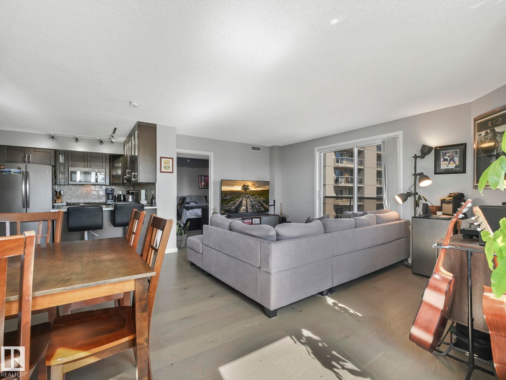 1404 10909 103 Avenue, Edmonton, AB - Indoor Photo Showing Other Room