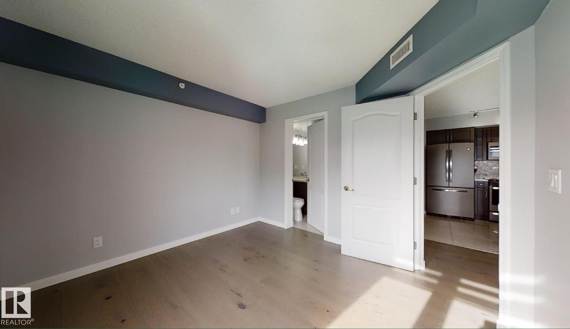 1404 10909 103 Avenue, Edmonton, AB - Indoor Photo Showing Other Room