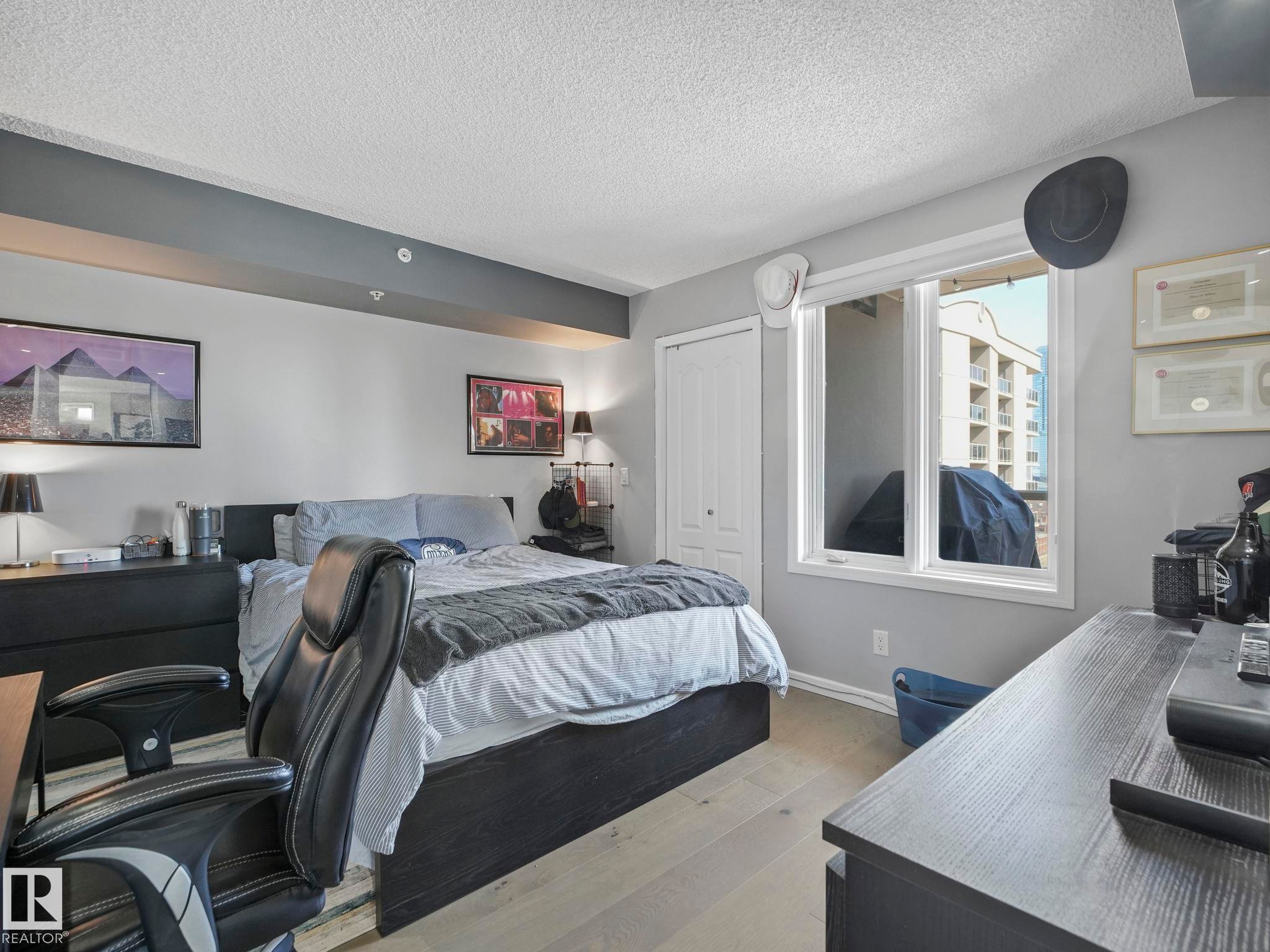 1404 10909 103 Avenue, Edmonton, AB - Indoor Photo Showing Bedroom