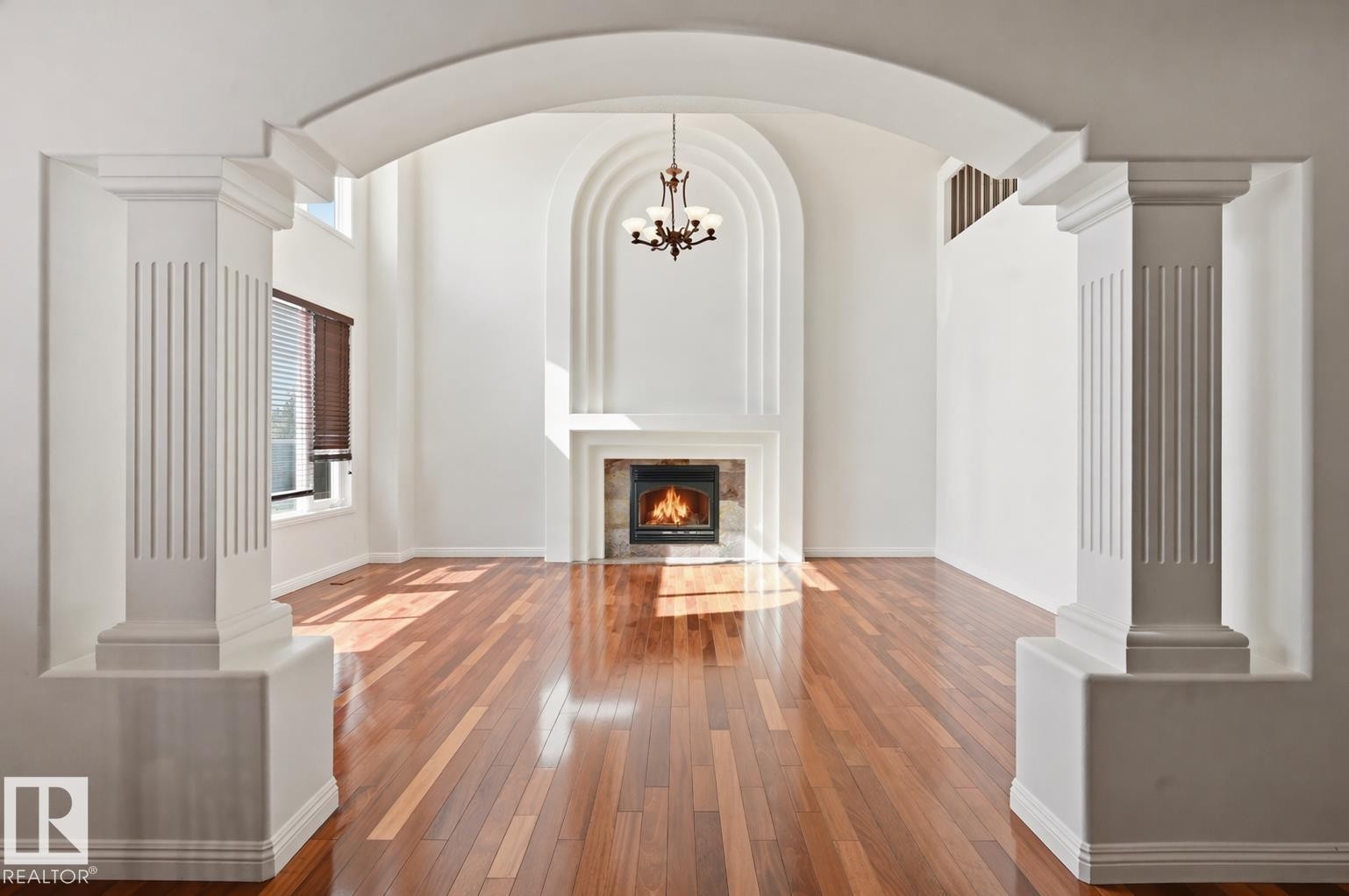 2423 Tegler Green, Edmonton, AB - Indoor With Fireplace