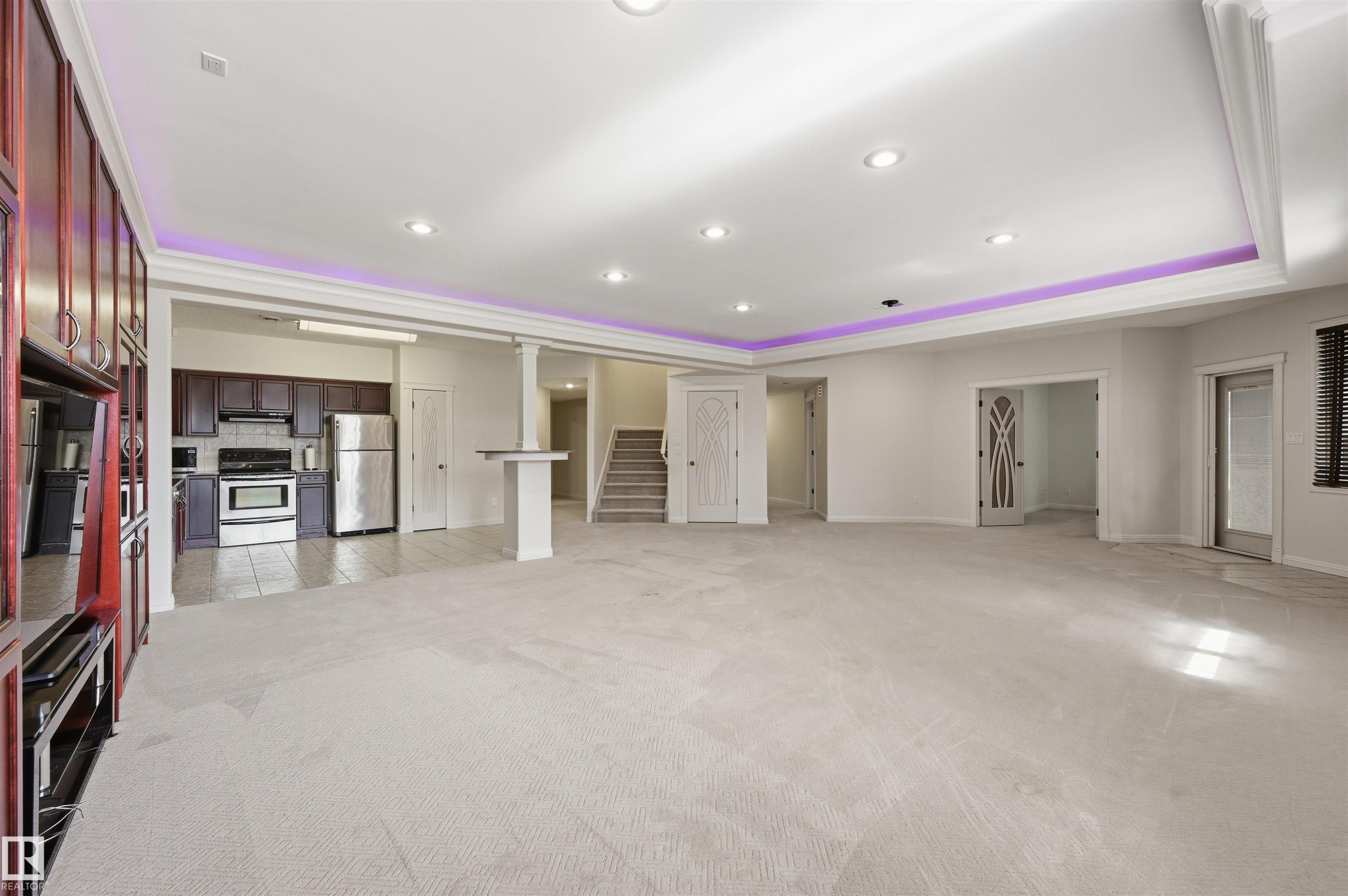 2423 Tegler Green, Edmonton, AB - Indoor Photo Showing Other Room