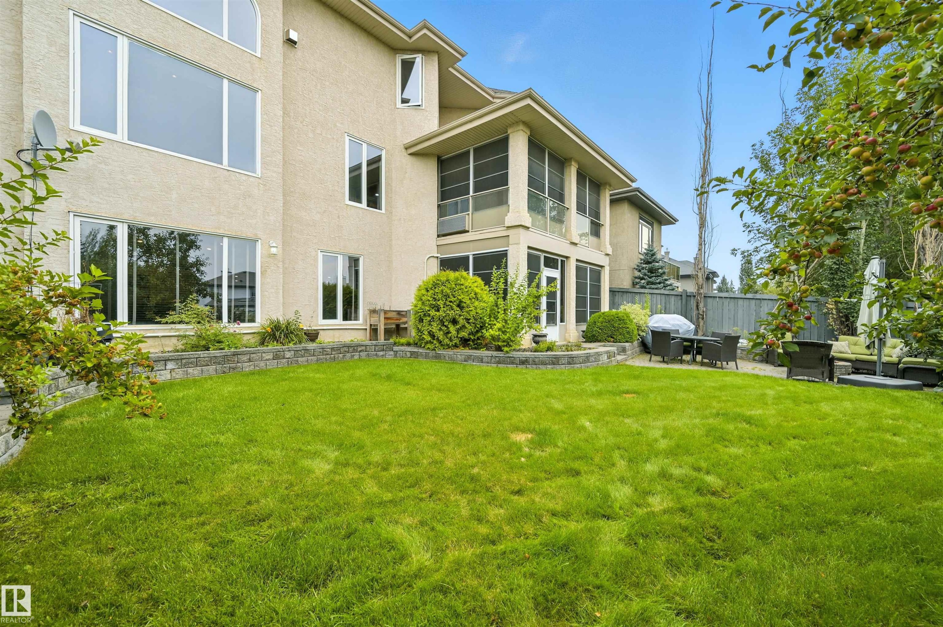 2423 Tegler Green, Edmonton, AB - Outdoor