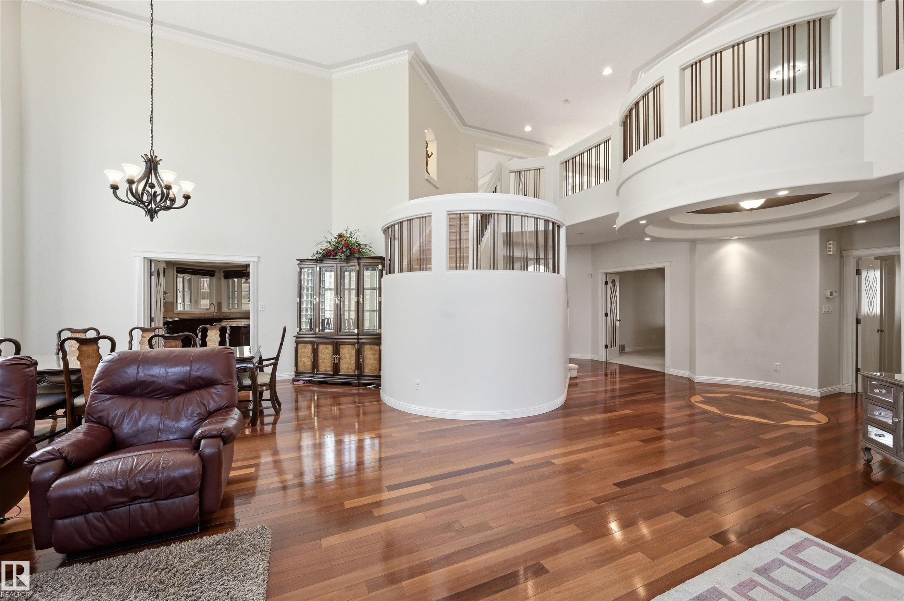 2423 Tegler Green, Edmonton, AB - Indoor