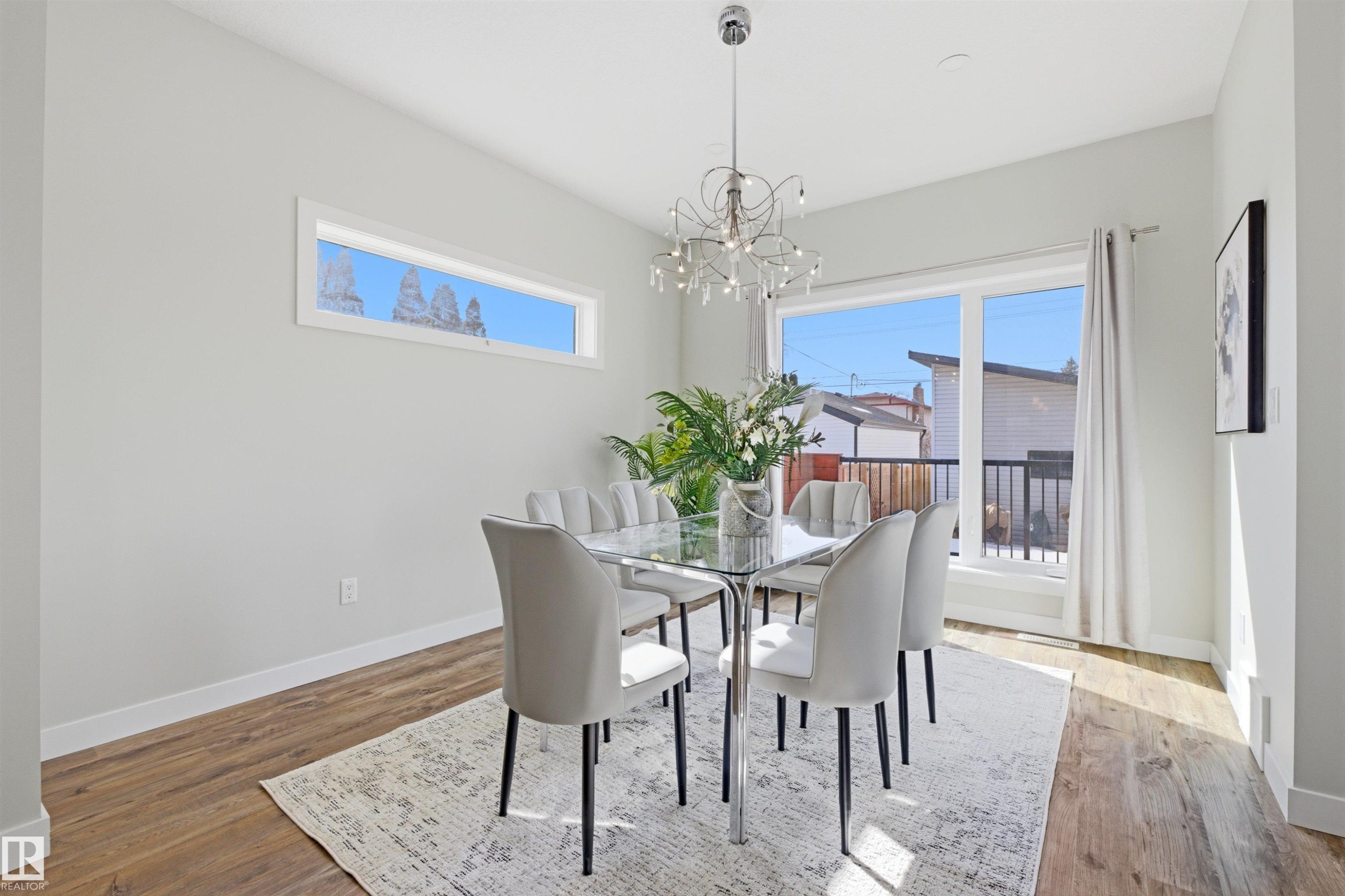 9928 151 Street Nw, Edmonton, AB - Indoor Photo Showing Dining Room