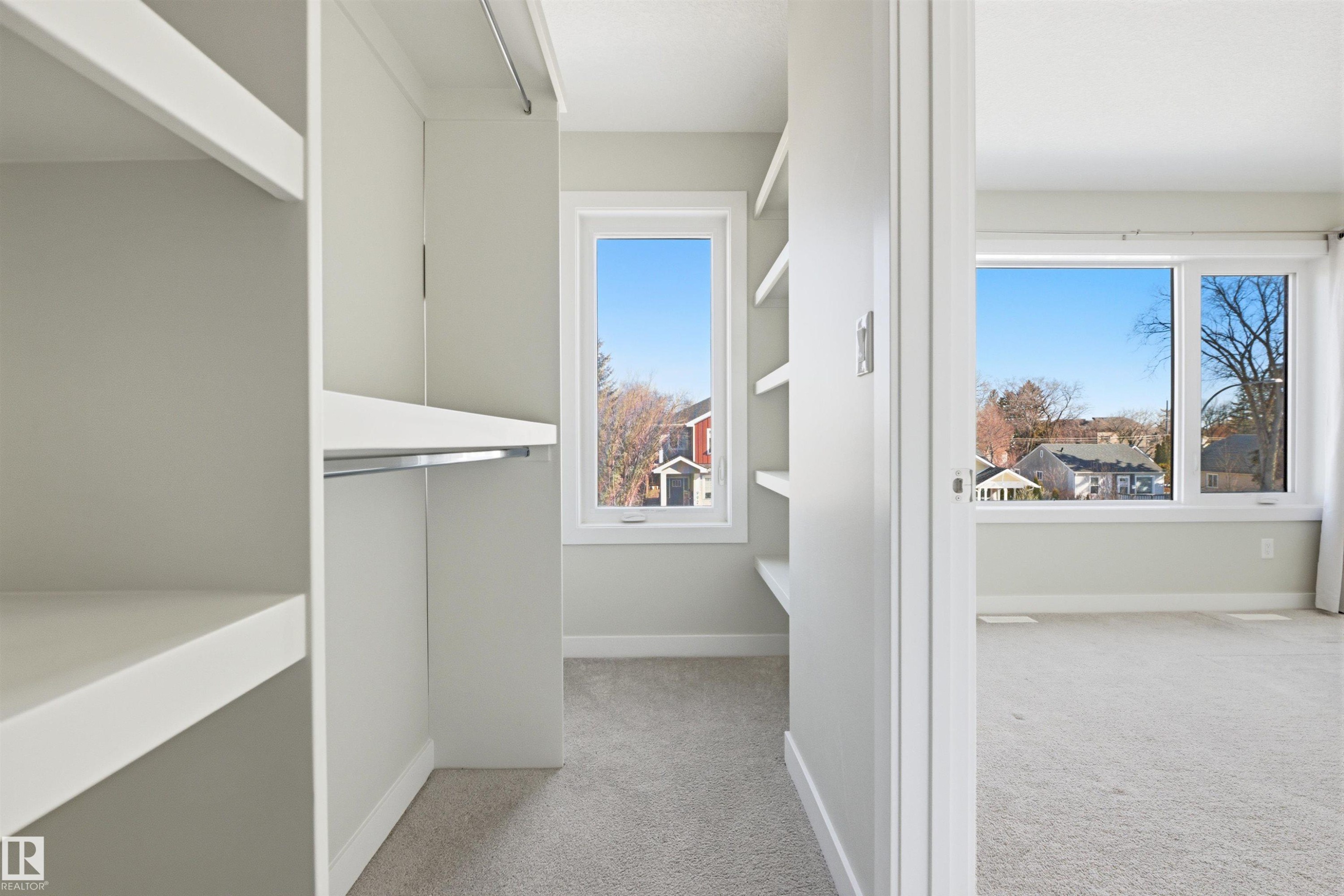 9928 151 Street Nw, Edmonton, AB - Indoor Photo Showing Other Room