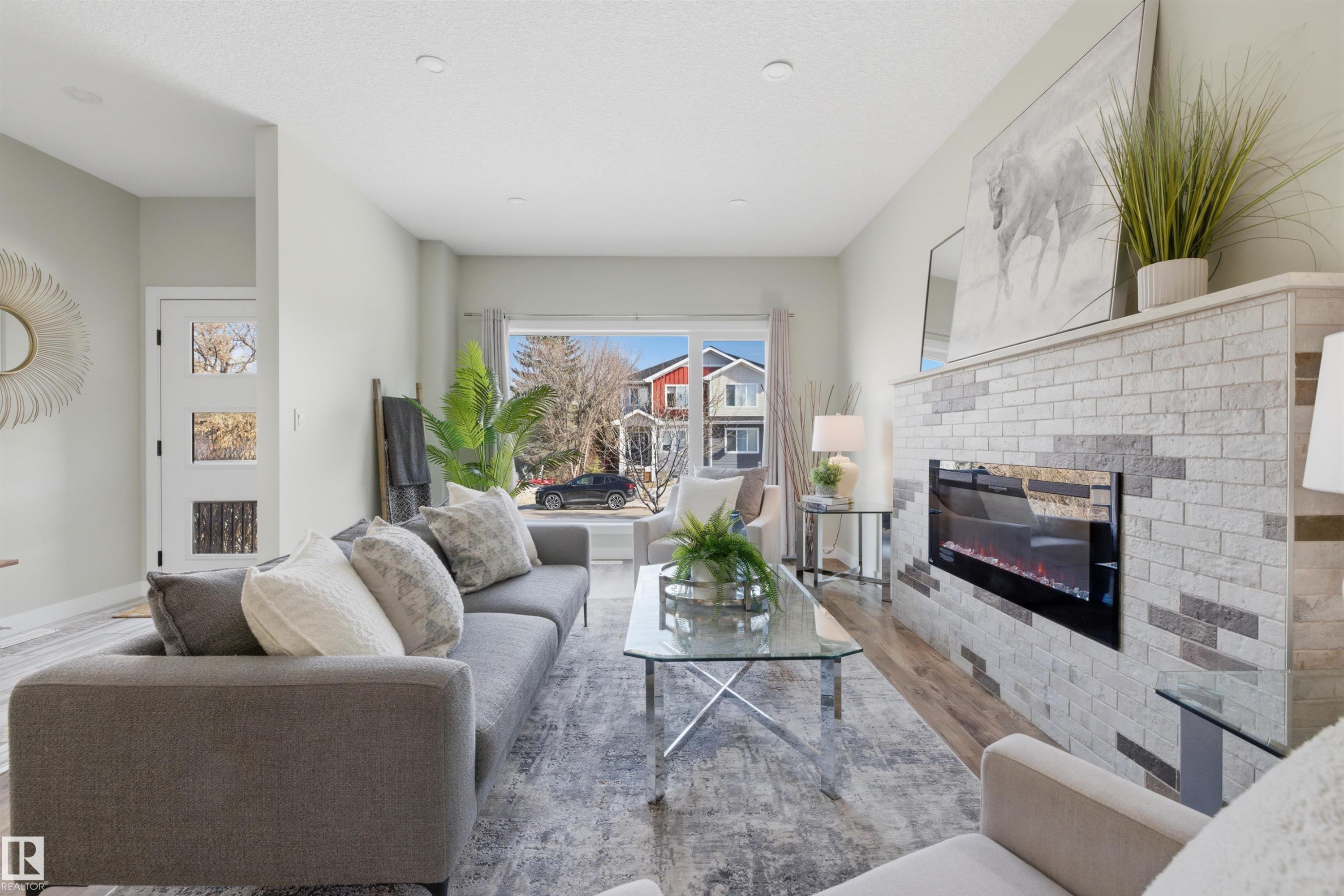 9928 151 Street Nw, Edmonton, AB - Indoor Photo Showing Living Room With Fireplace