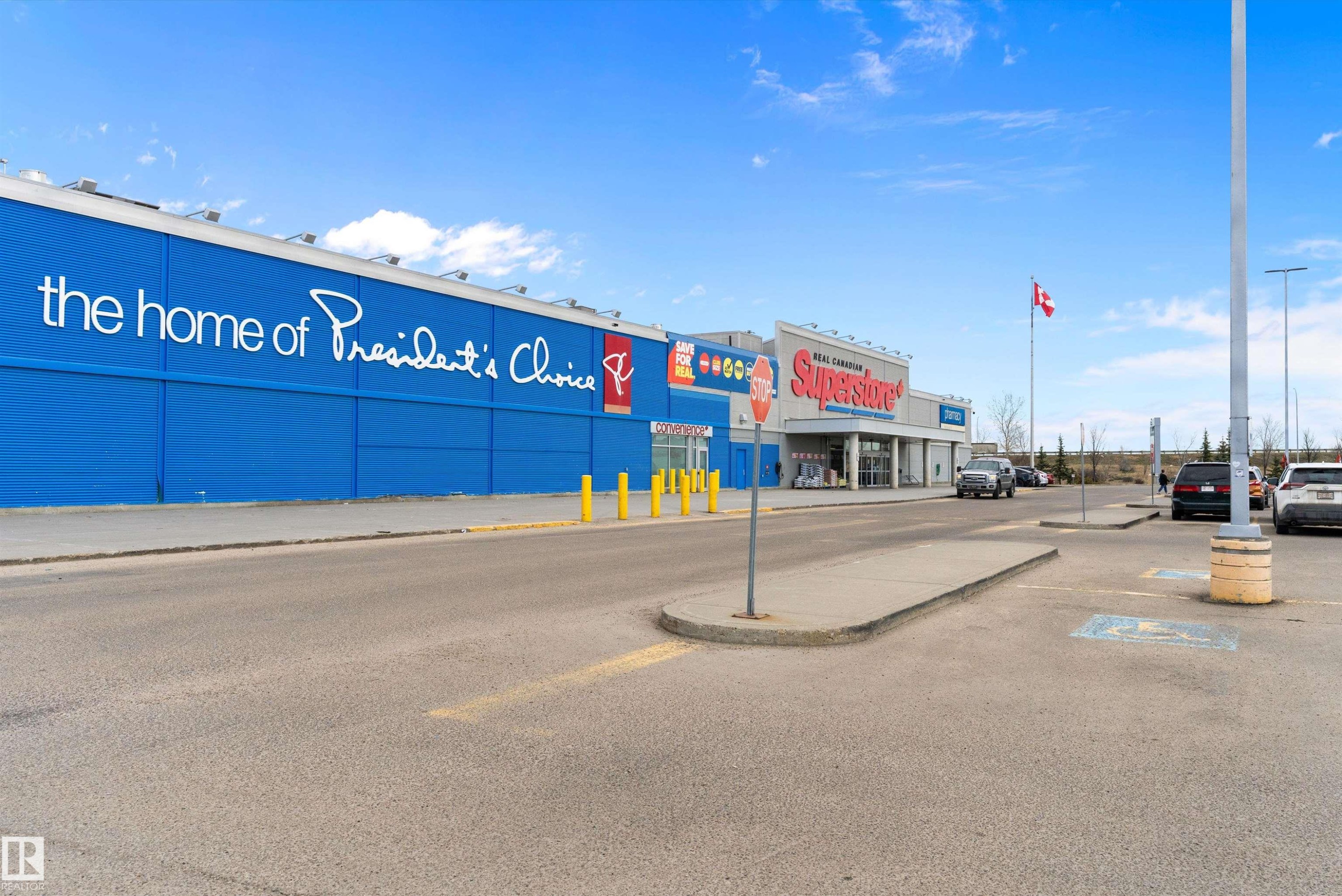 Image quality insufficient for description - 3314 9 Street Nw, Edmonton, AB - Outdoor