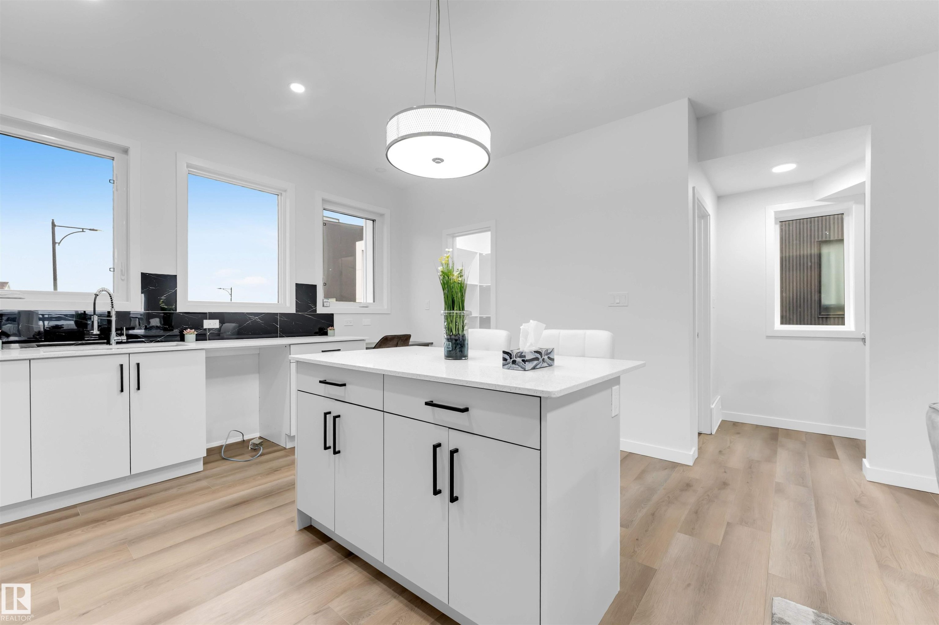 62 130 Element Dr, St. Albert, AB - Indoor Photo Showing Kitchen With Double Sink