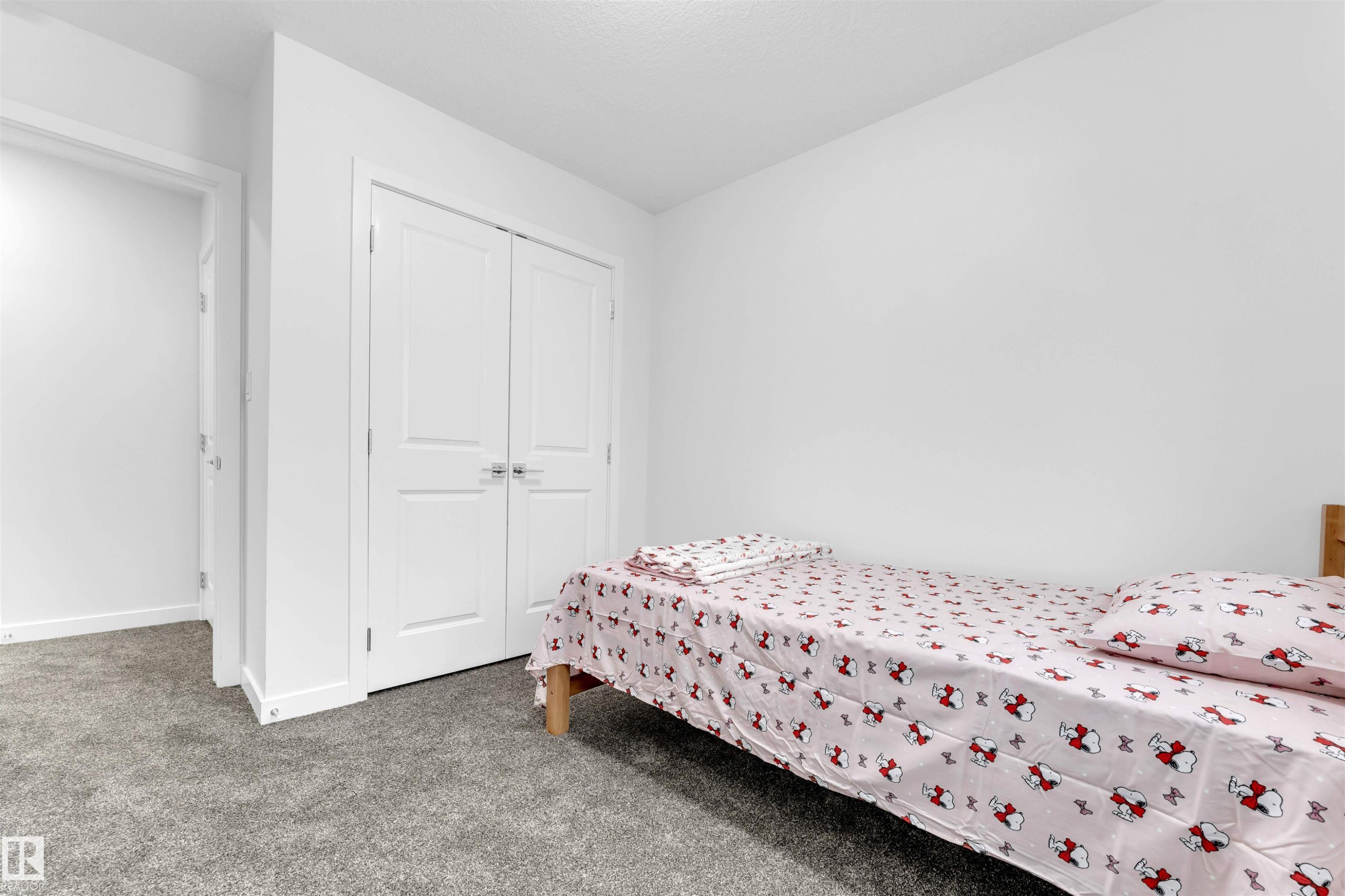 62 130 Element Dr, St. Albert, AB - Indoor Photo Showing Bedroom