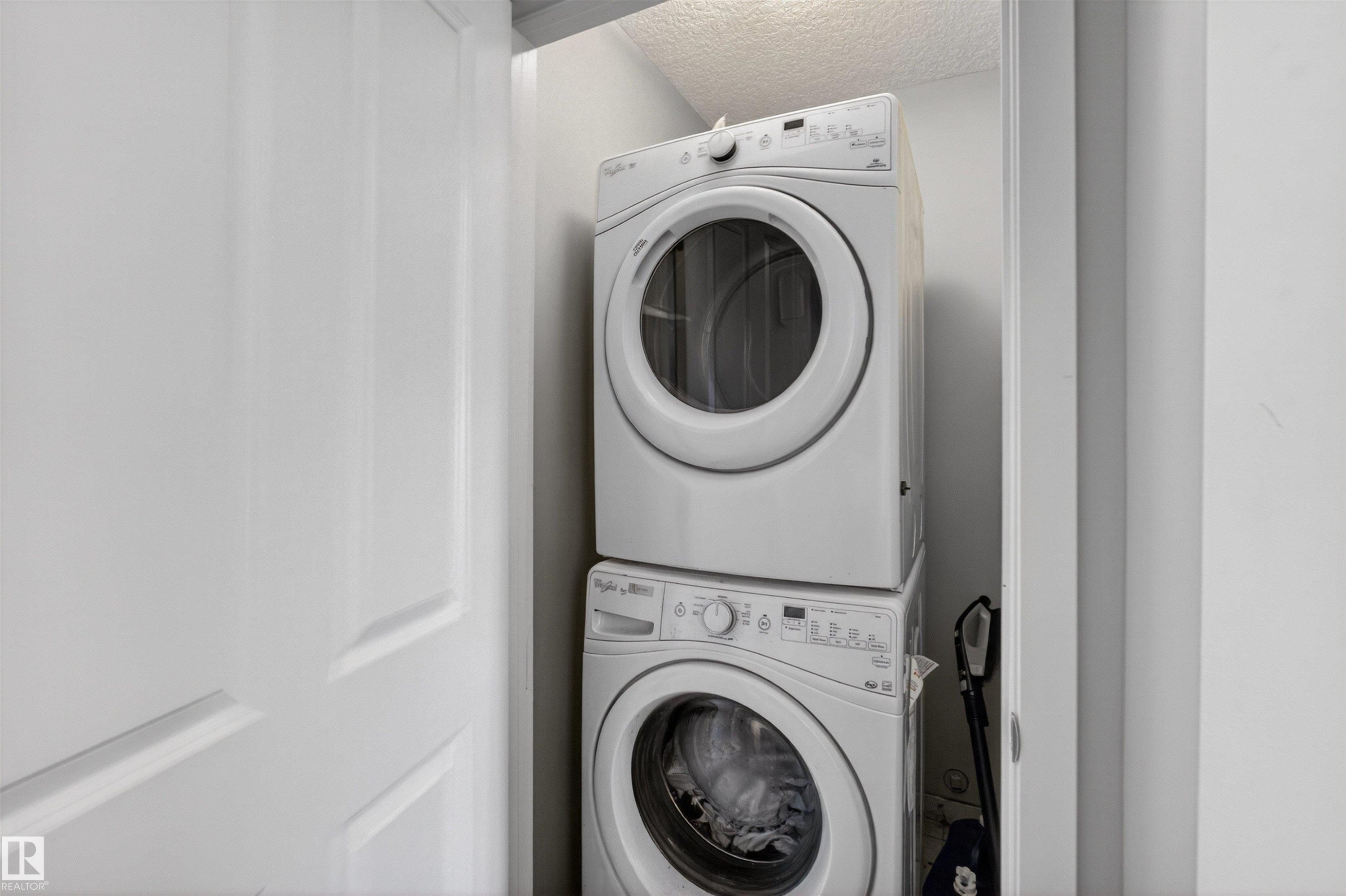 9 320 Secord Boulevard, Edmonton, AB - Indoor Photo Showing Laundry Room