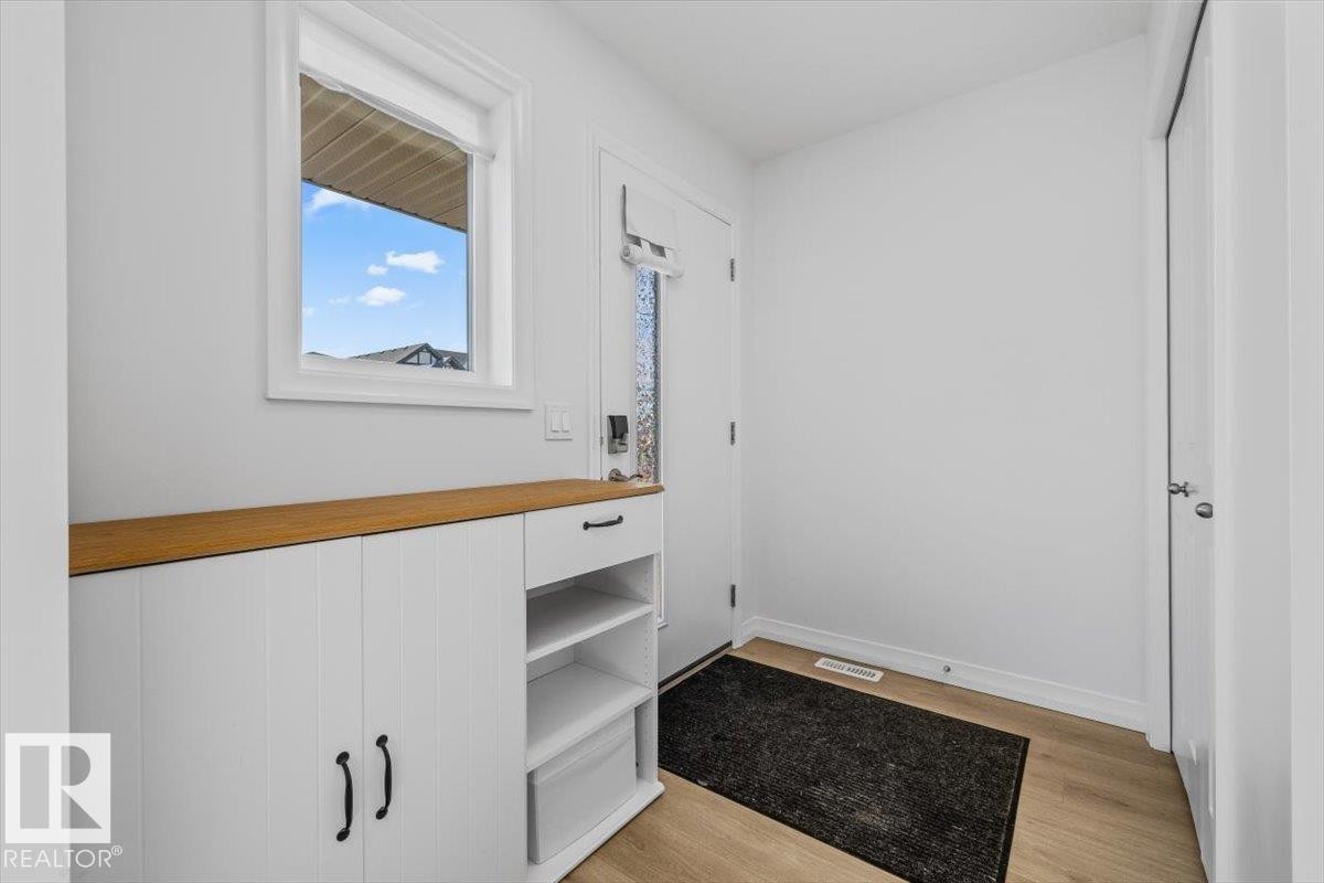 2418 Trumpeter Way, Edmonton, AB - Indoor Photo Showing Other Room