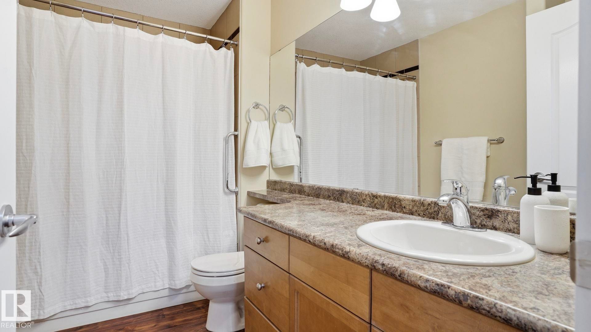 138 1406 Hodgson Way, Edmonton, AB - Indoor Photo Showing Bathroom