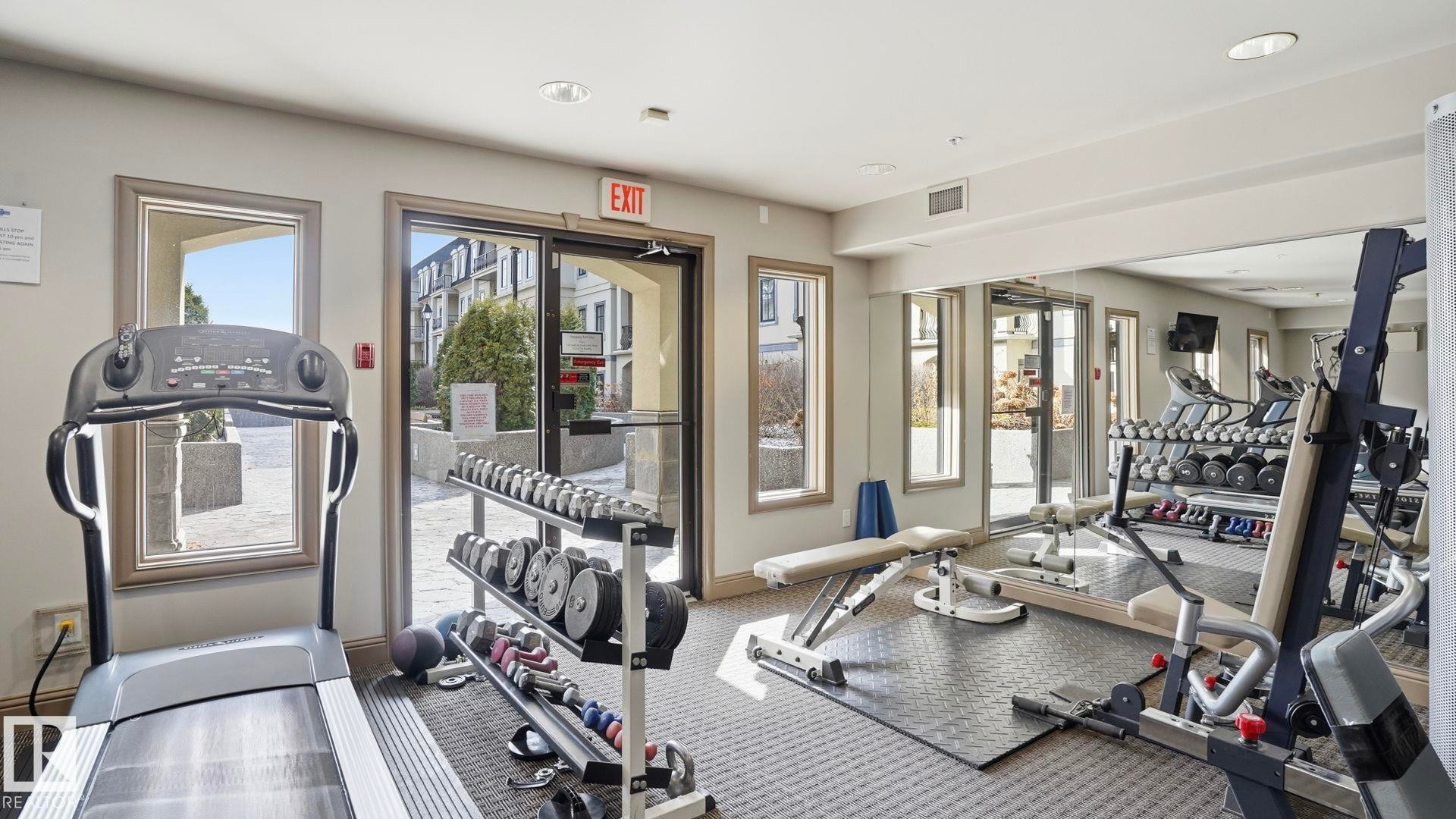 138 1406 Hodgson Way, Edmonton, AB - Indoor Photo Showing Gym Room
