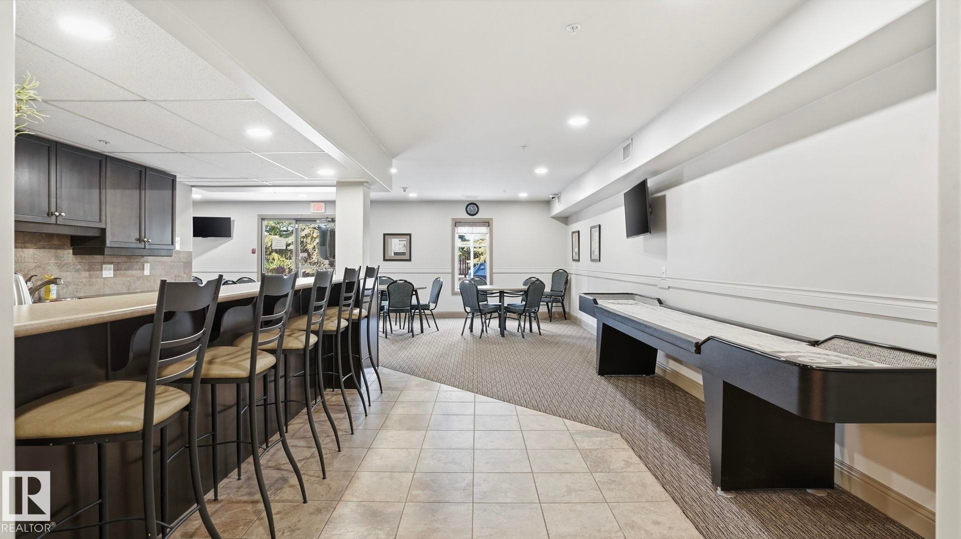 138 1406 Hodgson Way, Edmonton, AB - Indoor
