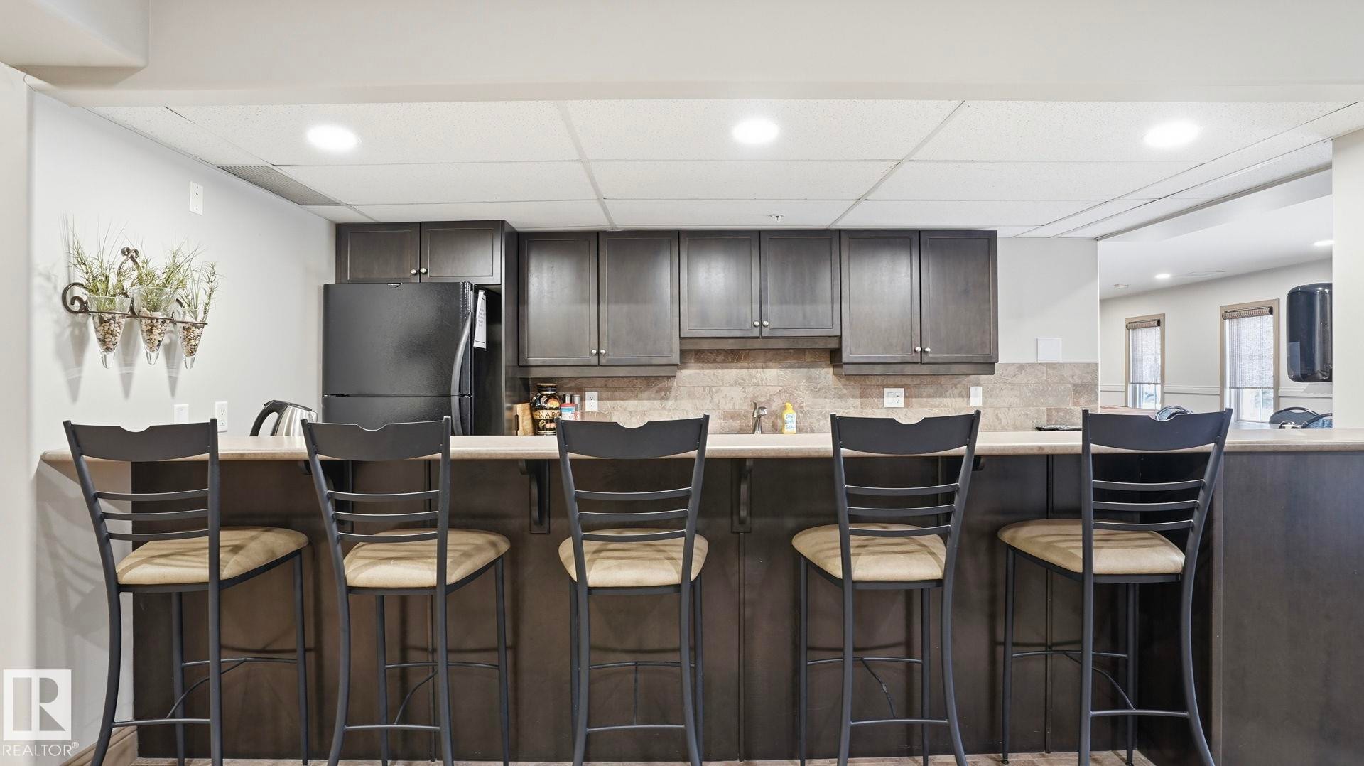 138 1406 Hodgson Way, Edmonton, AB - Indoor