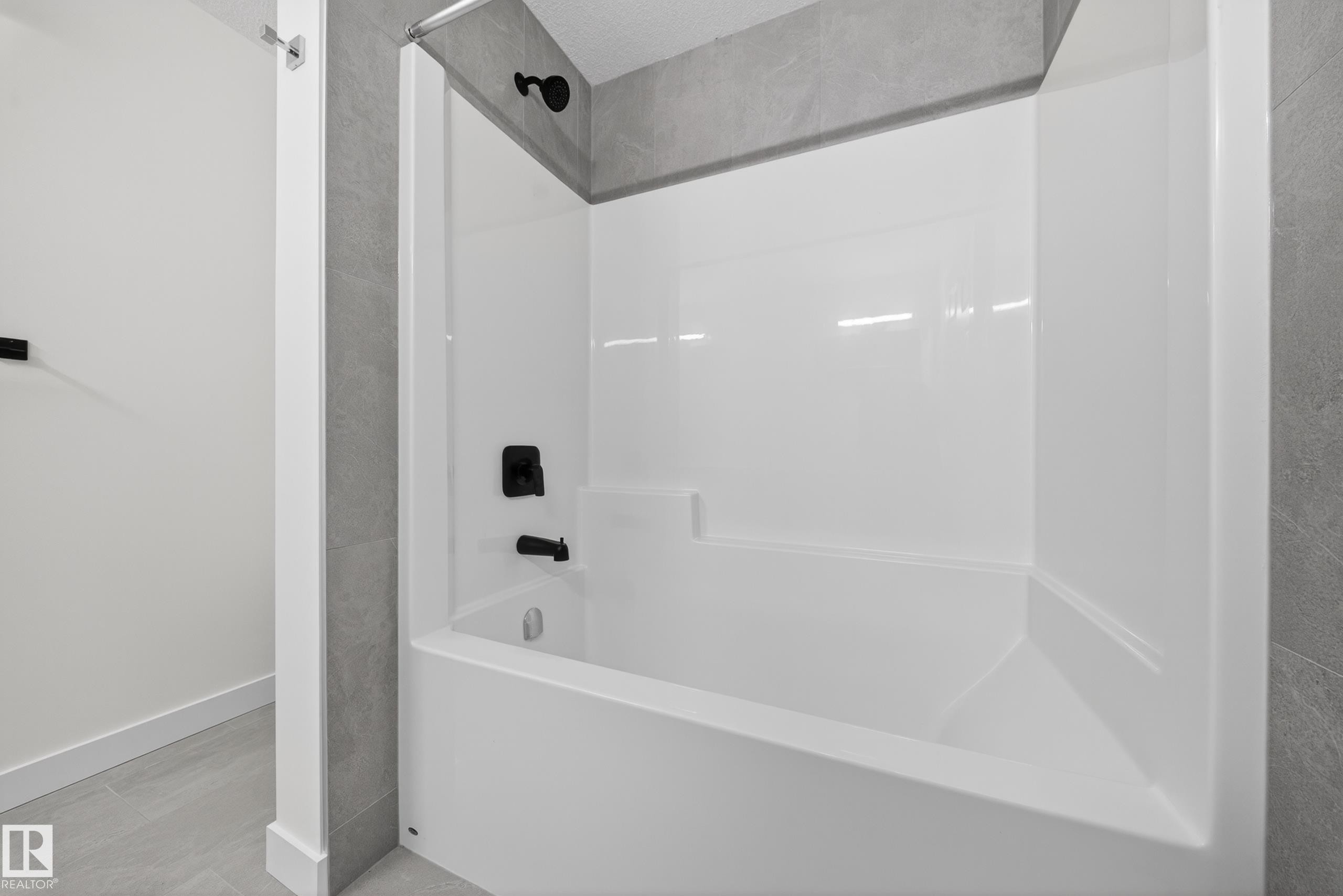 227 Deer Valley Drive, Leduc, AB - Indoor