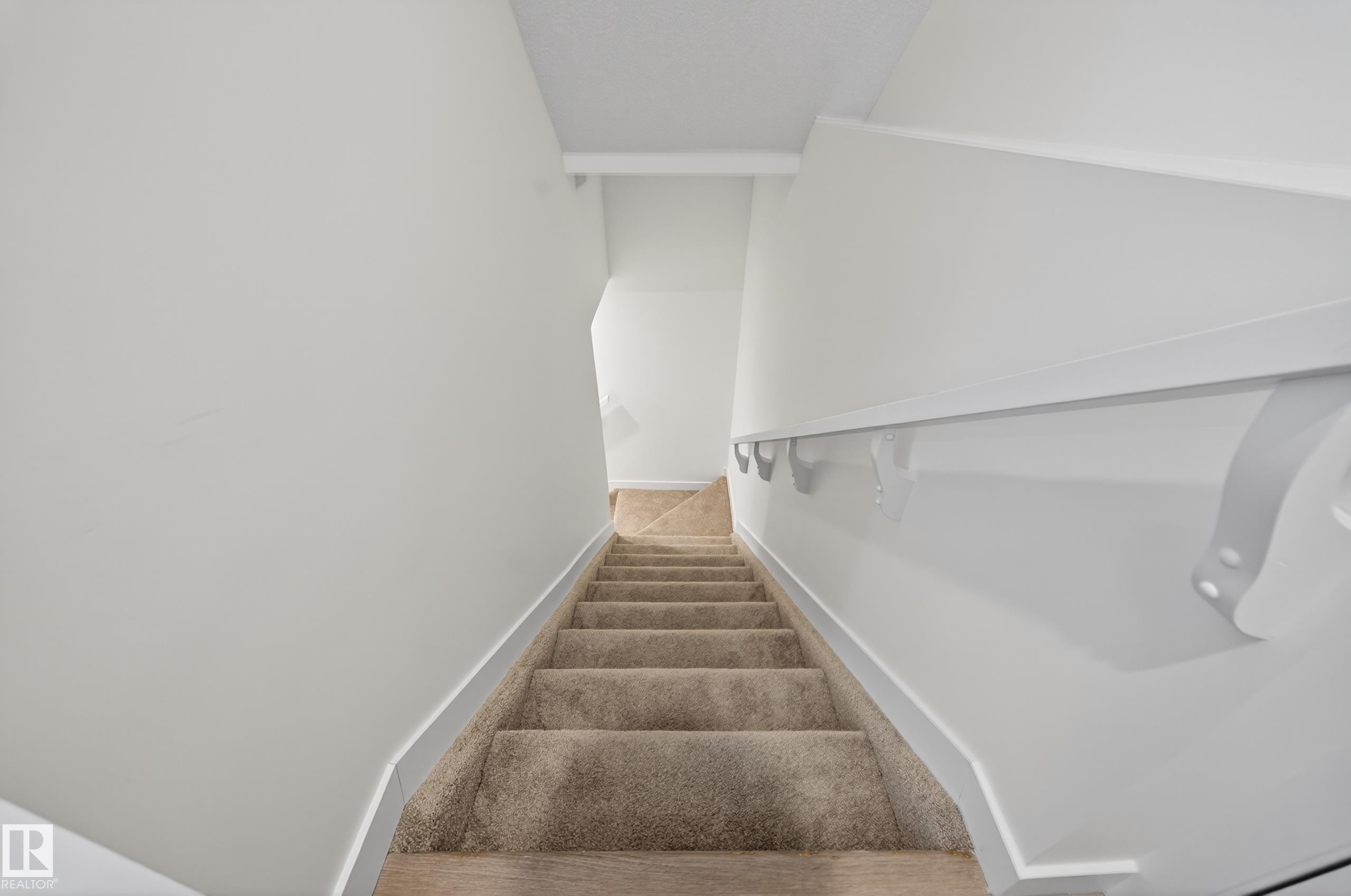 227 Deer Valley Drive, Leduc, AB - Indoor Photo Showing Other Room