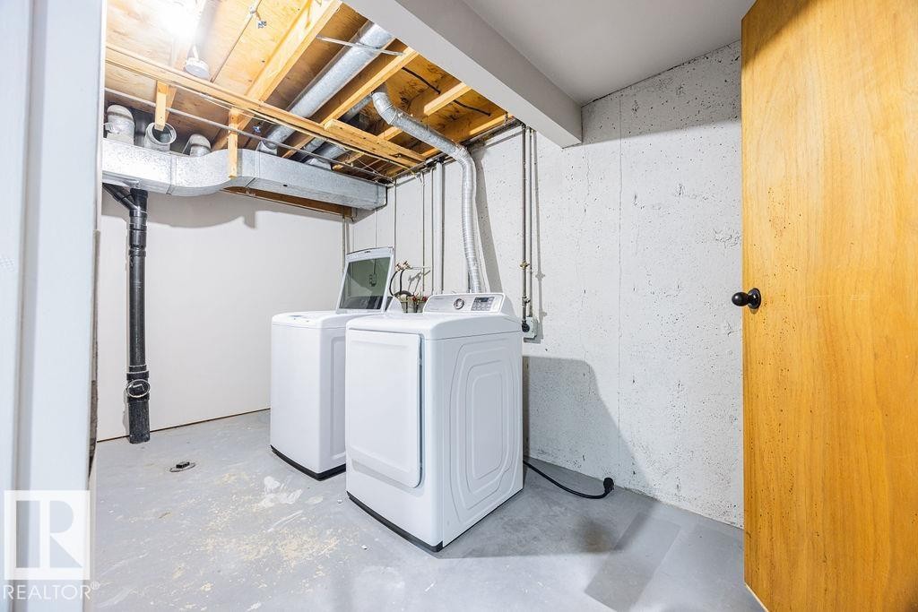 113 Abbottsfield Road, Edmonton, AB - Indoor Photo Showing Laundry Room