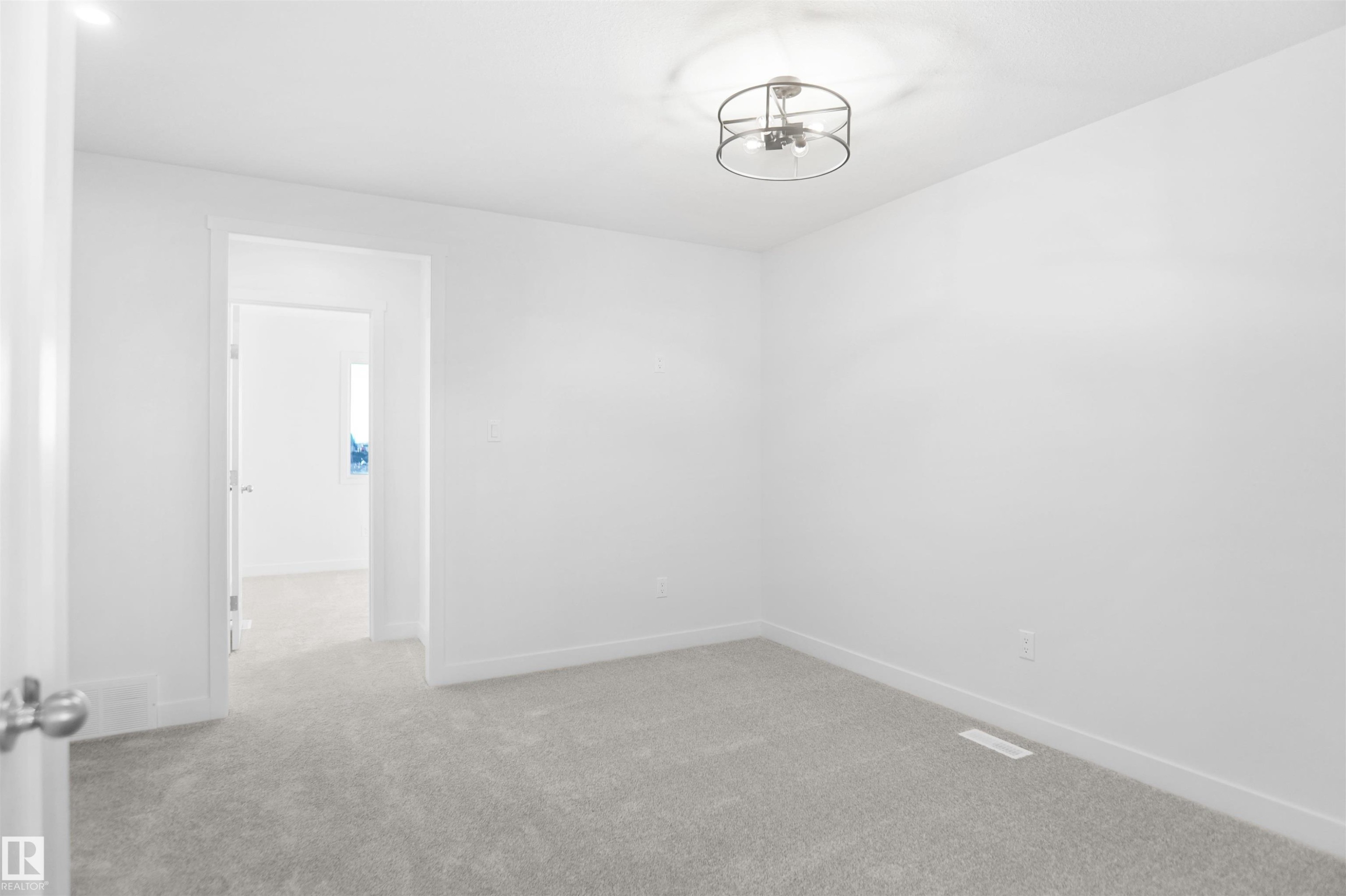 2112 210 Street, Edmonton, AB - Indoor Photo Showing Other Room