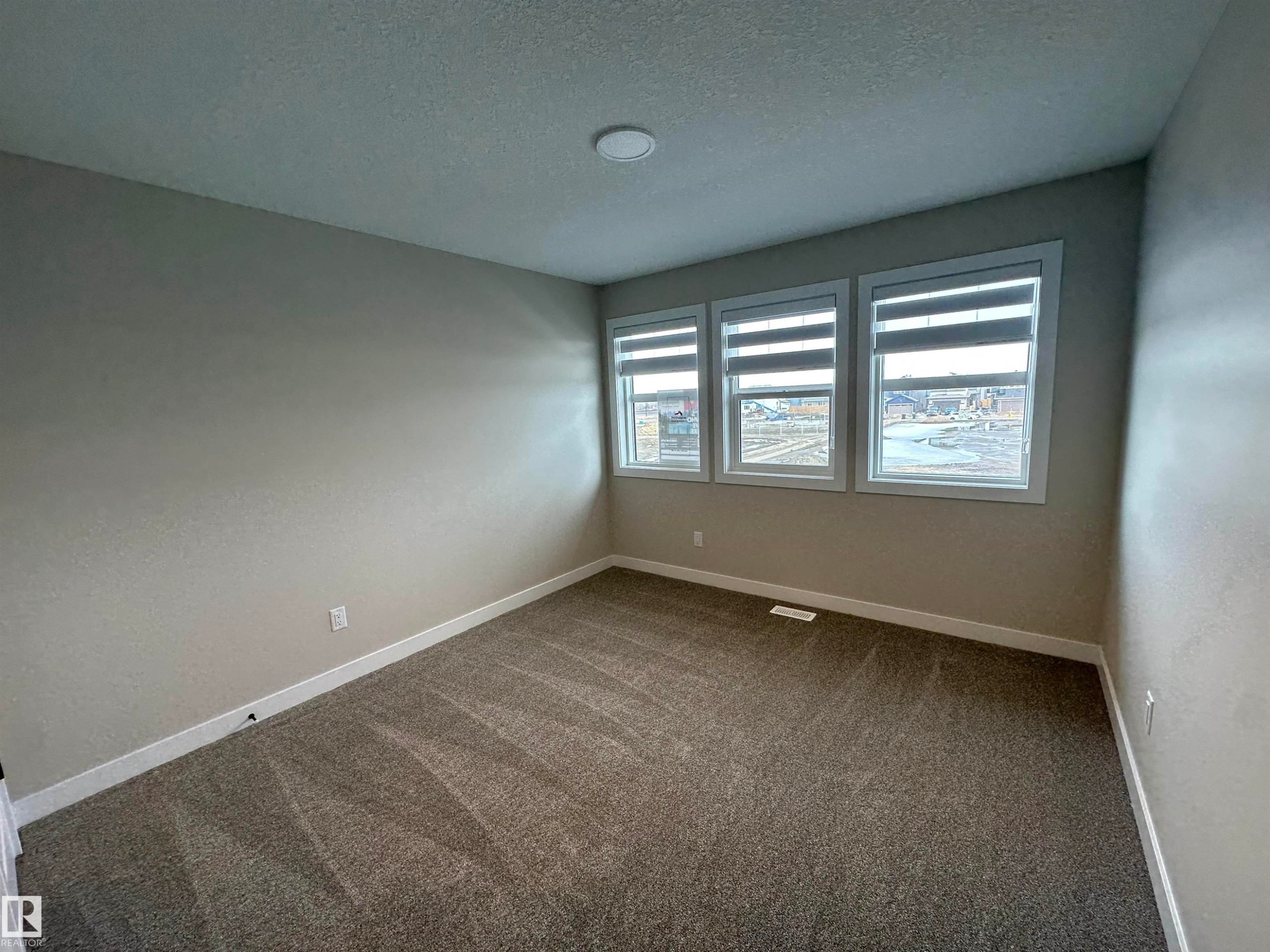 227 Ravine Drive, Devon, AB - Indoor Photo Showing Other Room