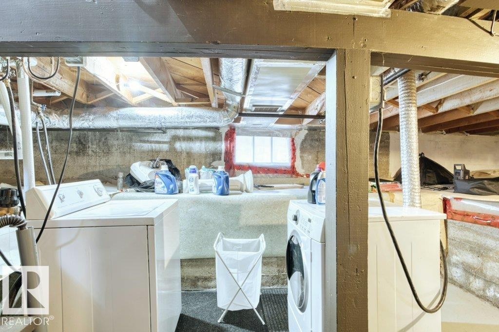 Image quality insufficient for description - 12207 110 Avenue, Edmonton, AB - Indoor Photo Showing Laundry Room