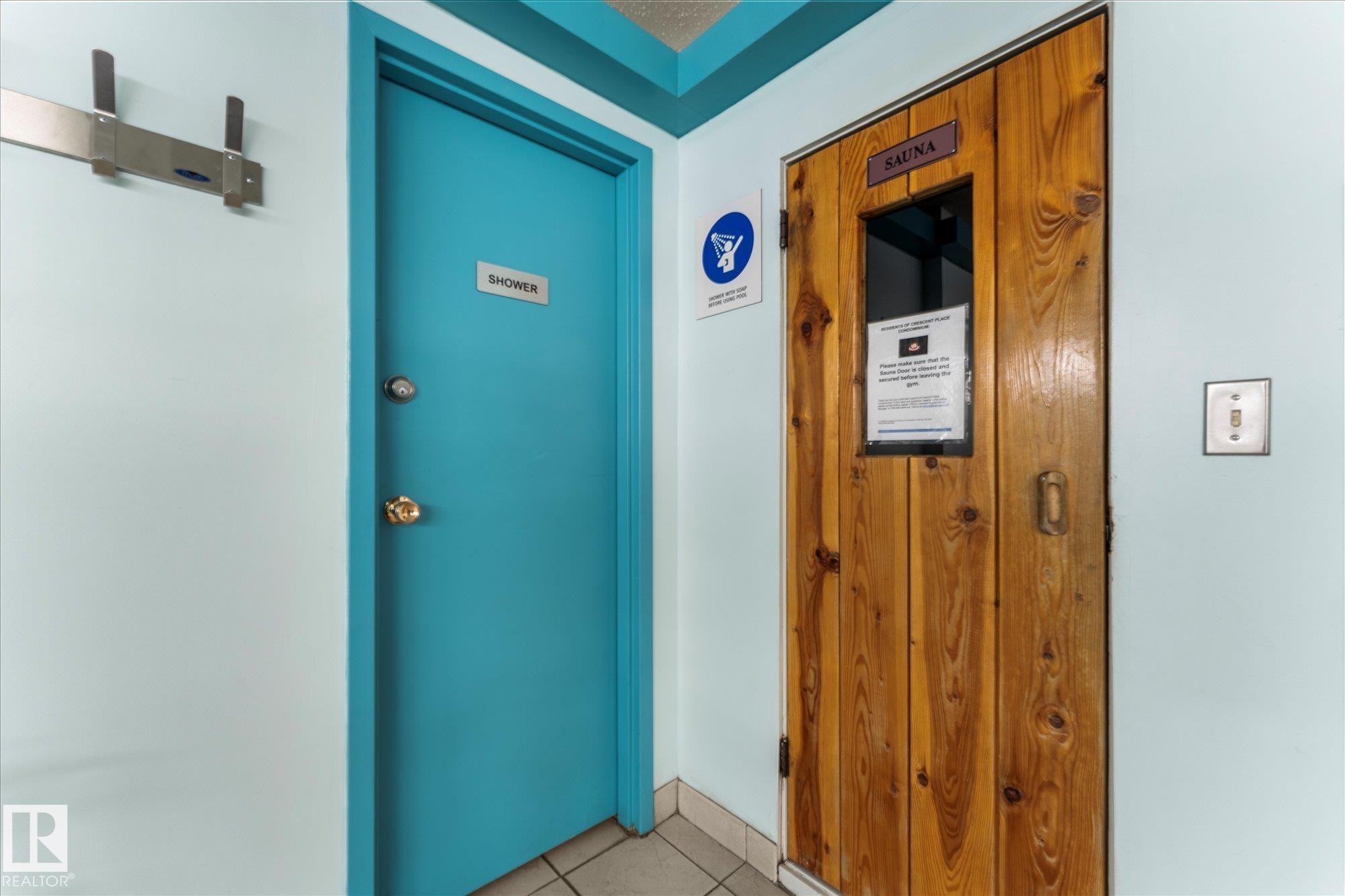 102 13910 Stony Plain Road, Edmonton, AB - Indoor Photo Showing Other Room