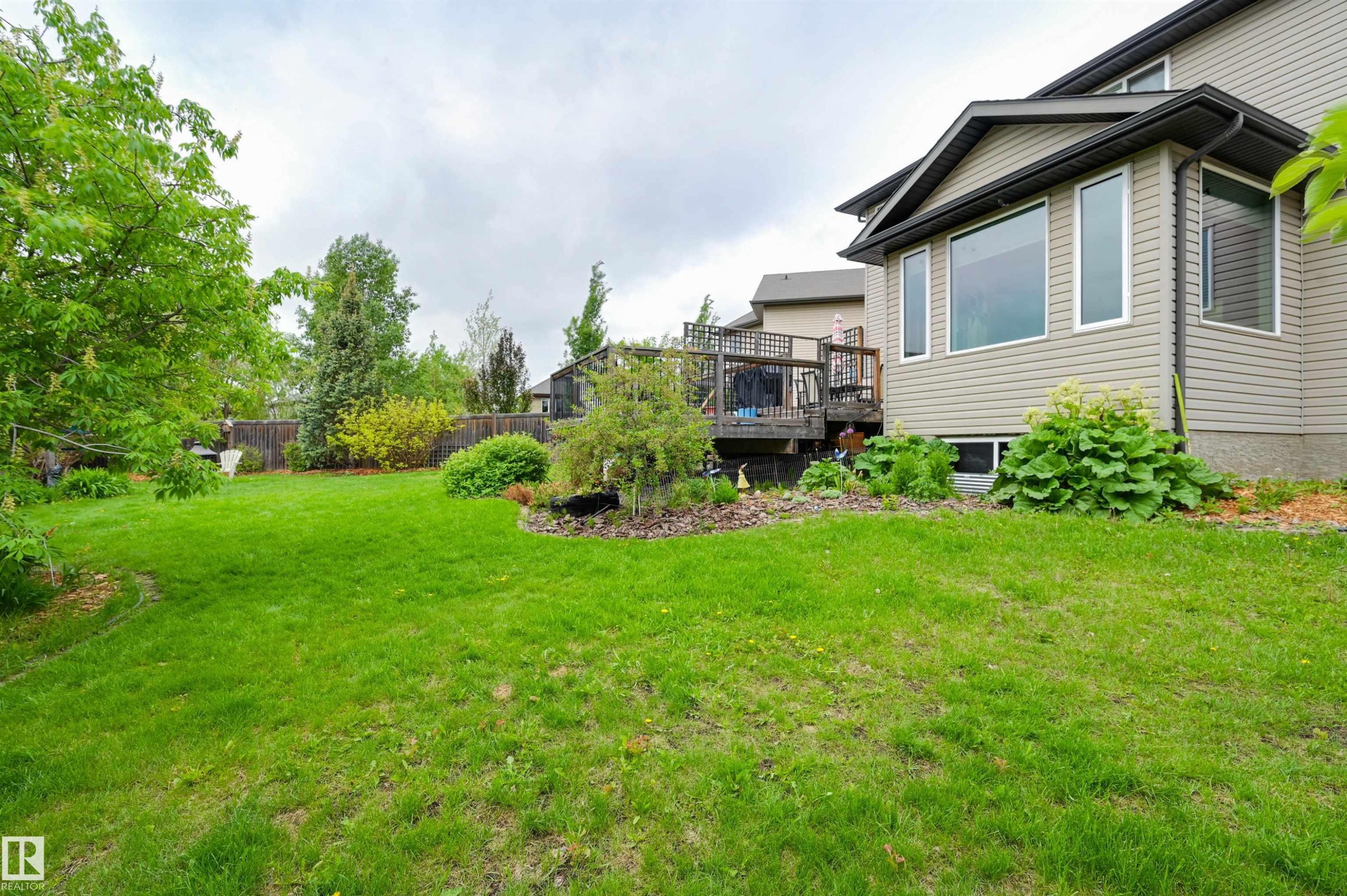 20645 93A Avenue, Edmonton, AB - Outdoor