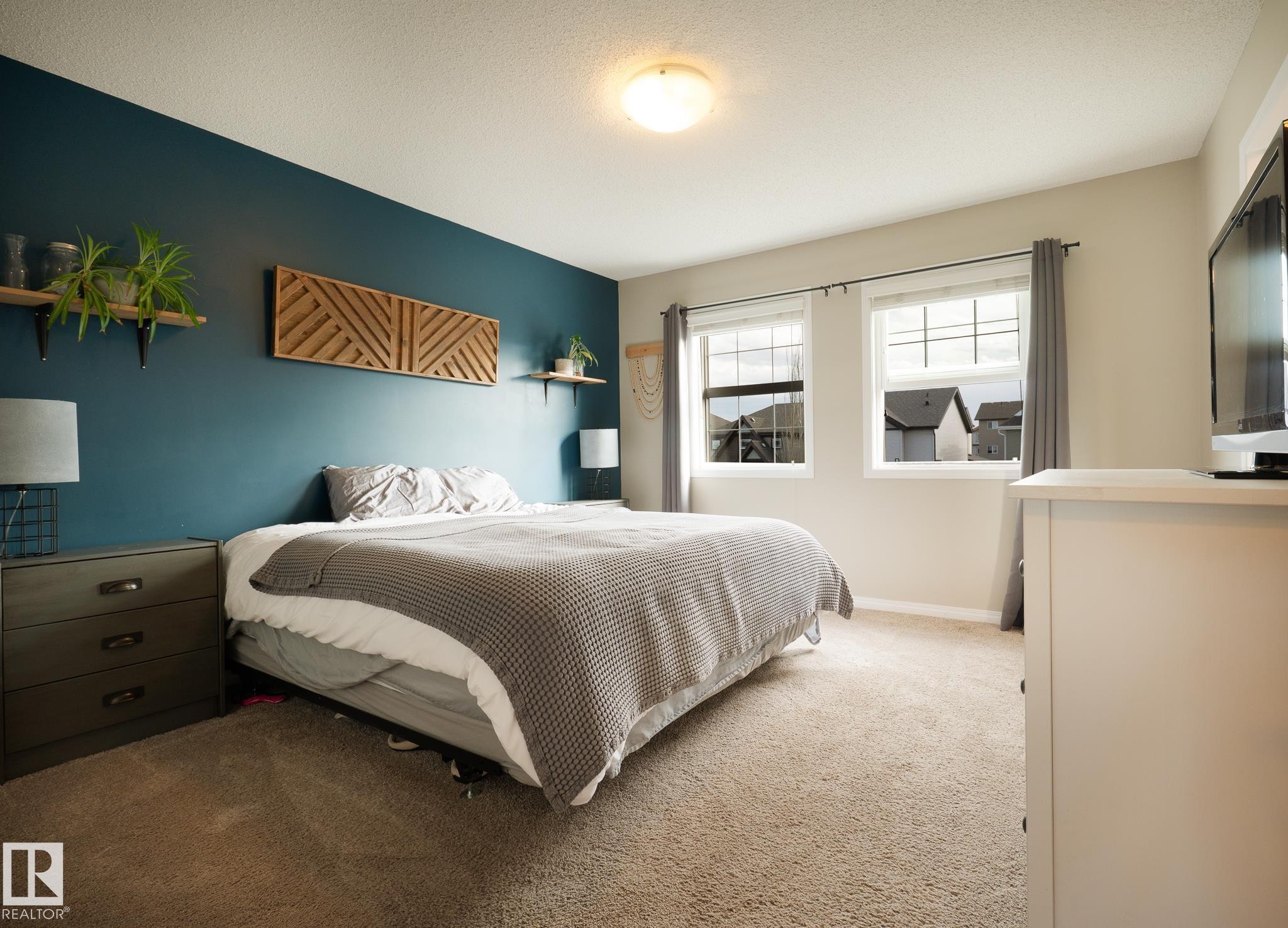 1245 Mcconachie Boulevard, Edmonton, AB - Indoor Photo Showing Bedroom