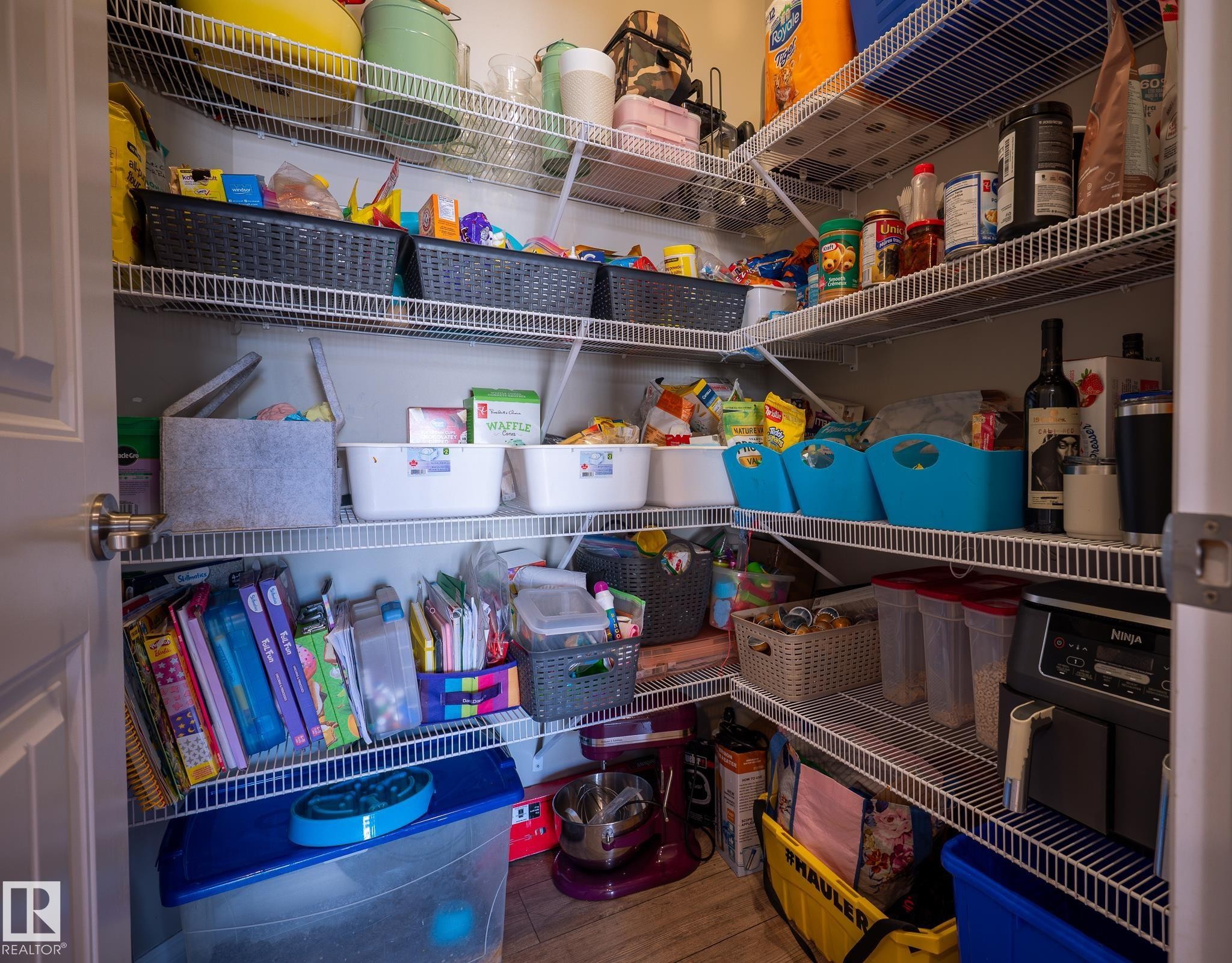 1245 Mcconachie Boulevard, Edmonton, AB - Indoor With Storage