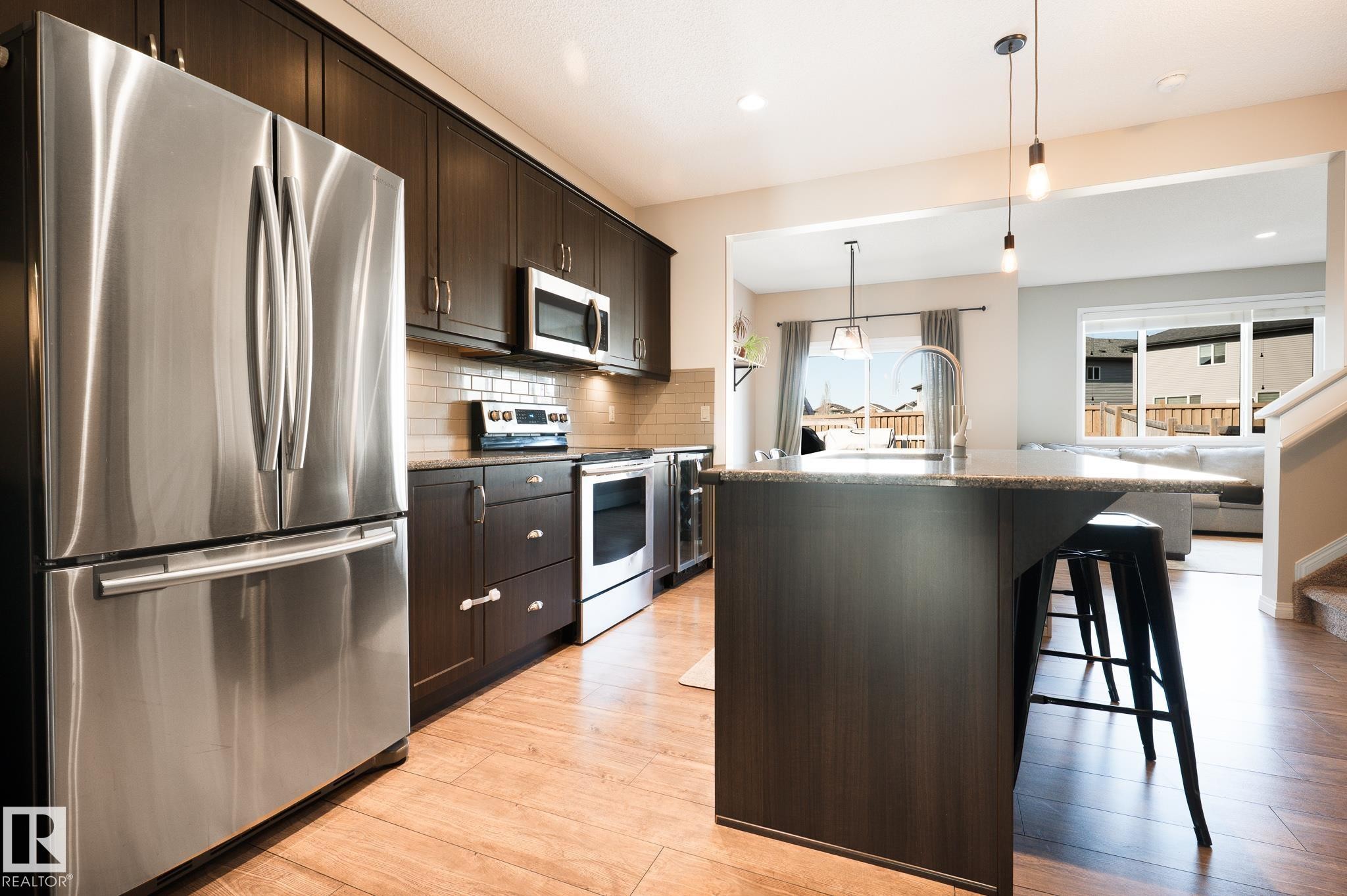 1245 Mcconachie Boulevard, Edmonton, AB - Indoor Photo Showing Kitchen With Upgraded Kitchen