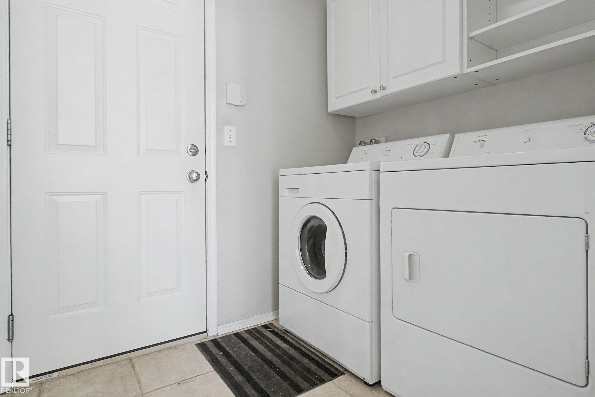 3505 Mclean Crescent, Edmonton, AB - Indoor Photo Showing Laundry Room