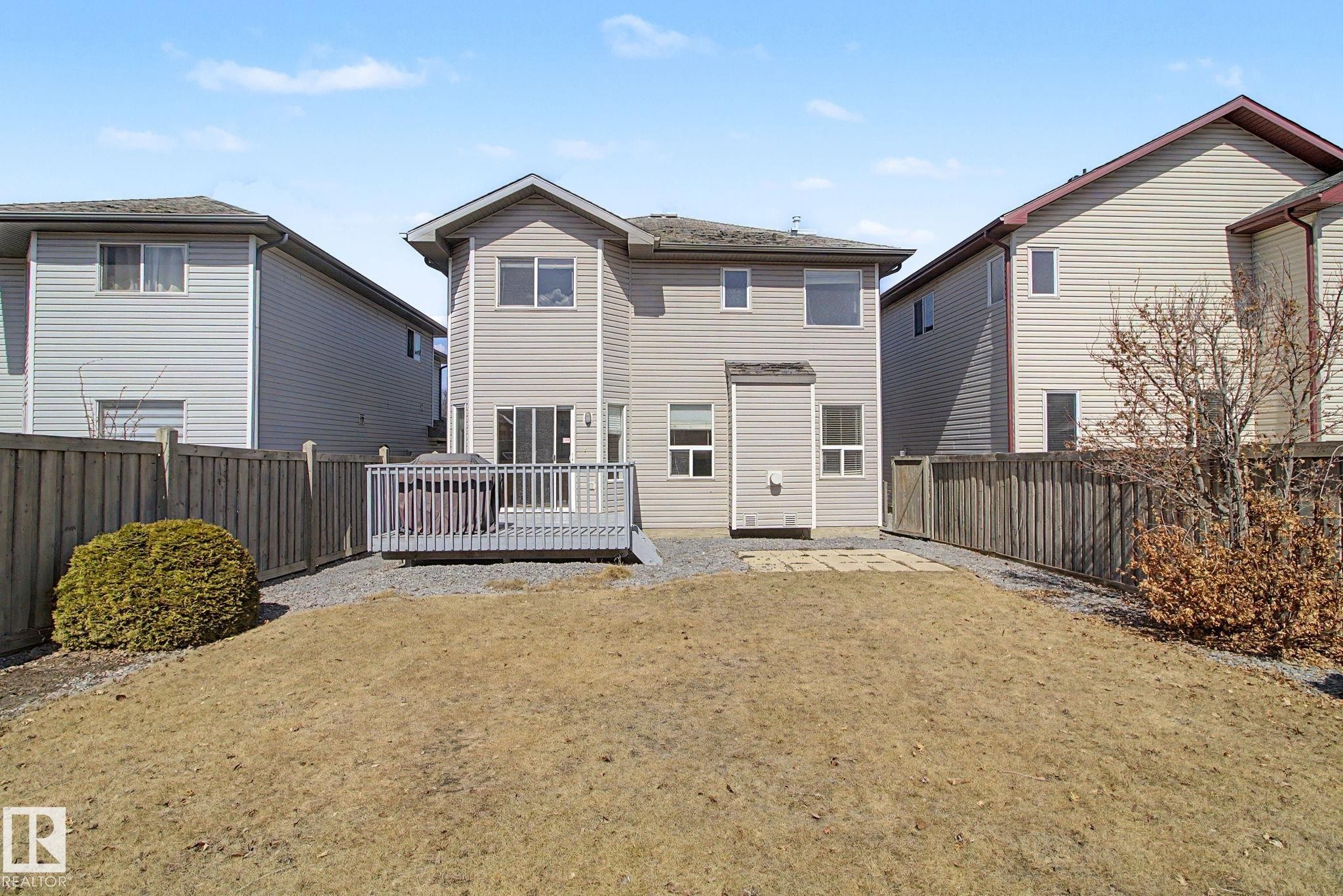 3505 Mclean Crescent, Edmonton, AB - Outdoor With Exterior