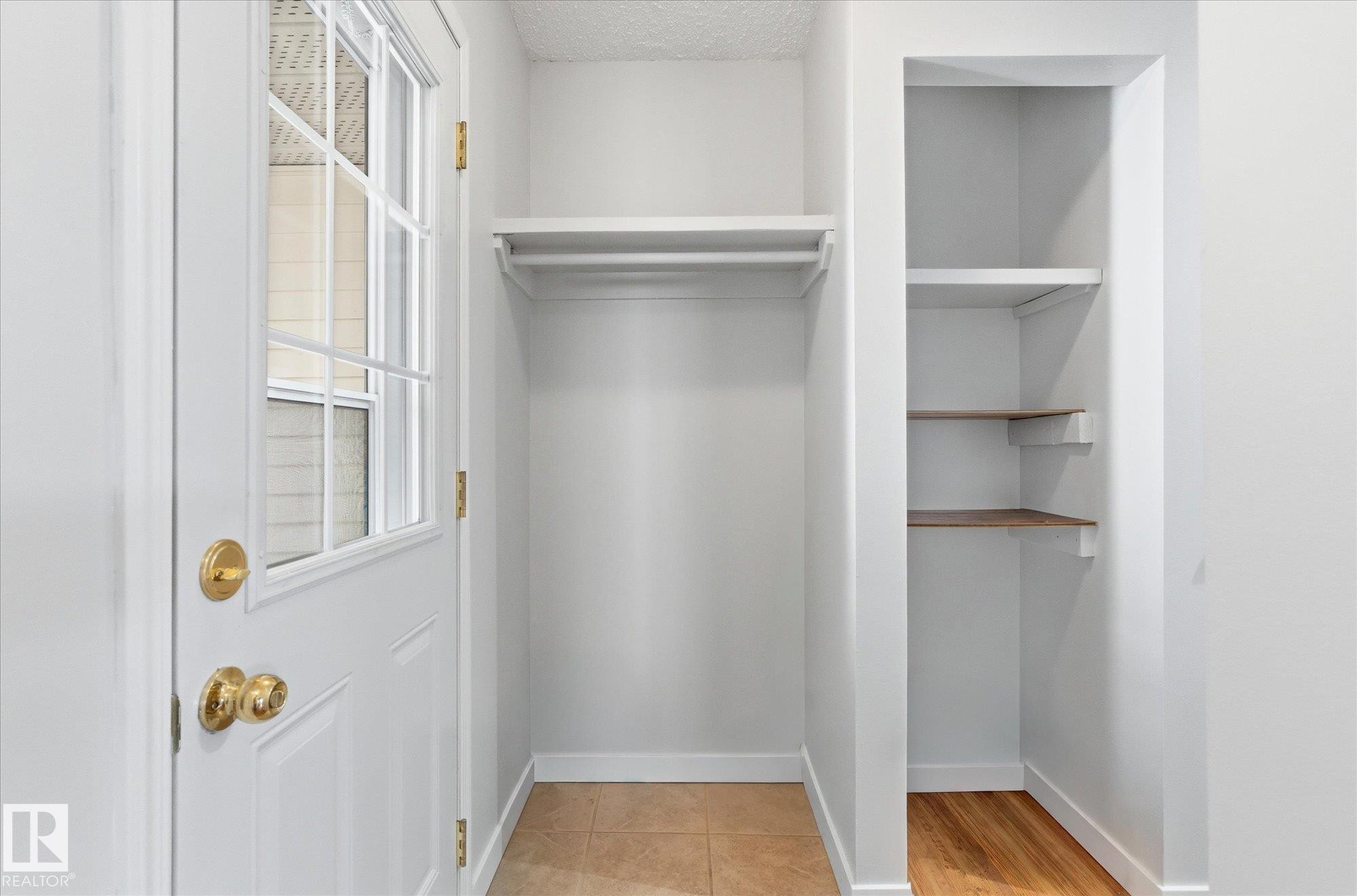 20 Athabasca Acres, Devon, AB - Indoor