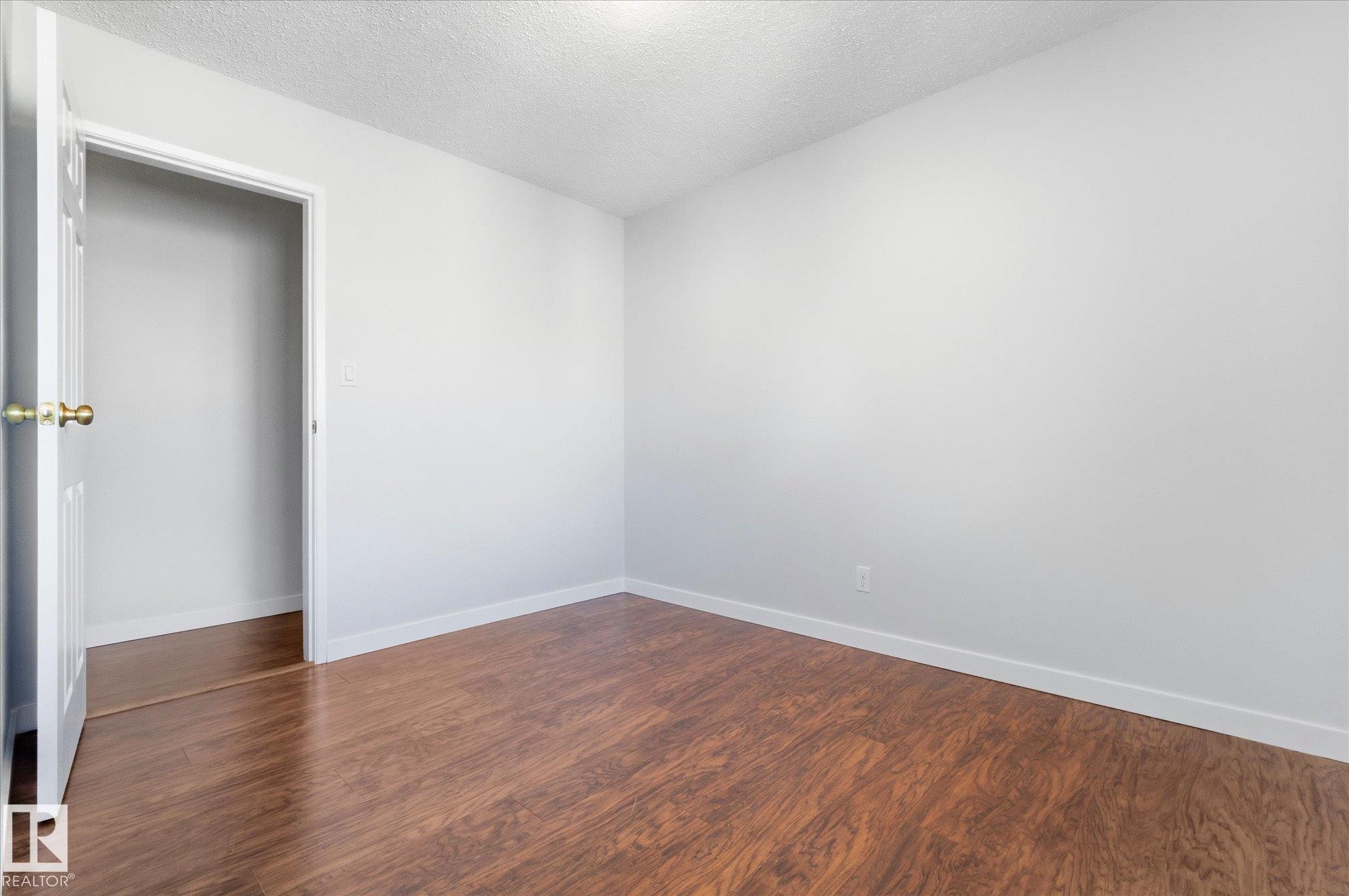 20 Athabasca Acres, Devon, AB - Indoor Photo Showing Other Room