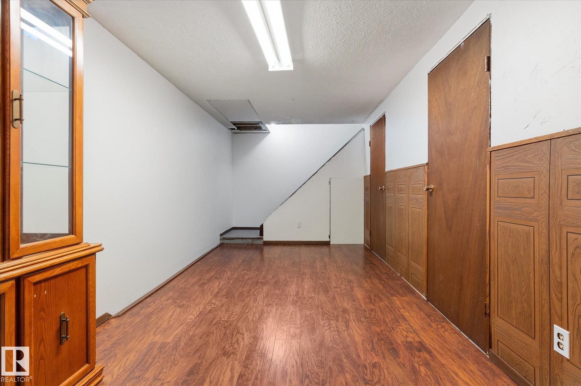 20 Athabasca Acres, Devon, AB - Indoor Photo Showing Other Room