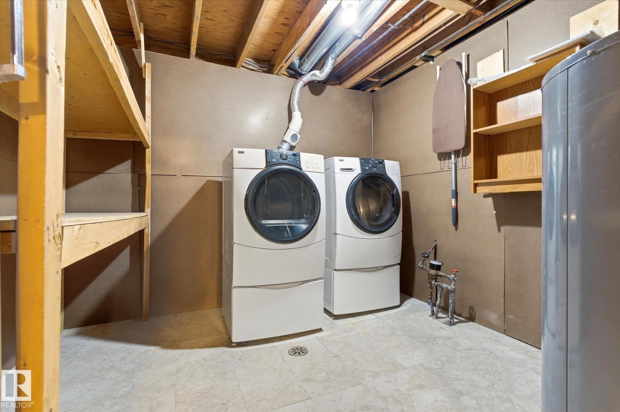 20 Athabasca Acres, Devon, AB - Indoor Photo Showing Laundry Room