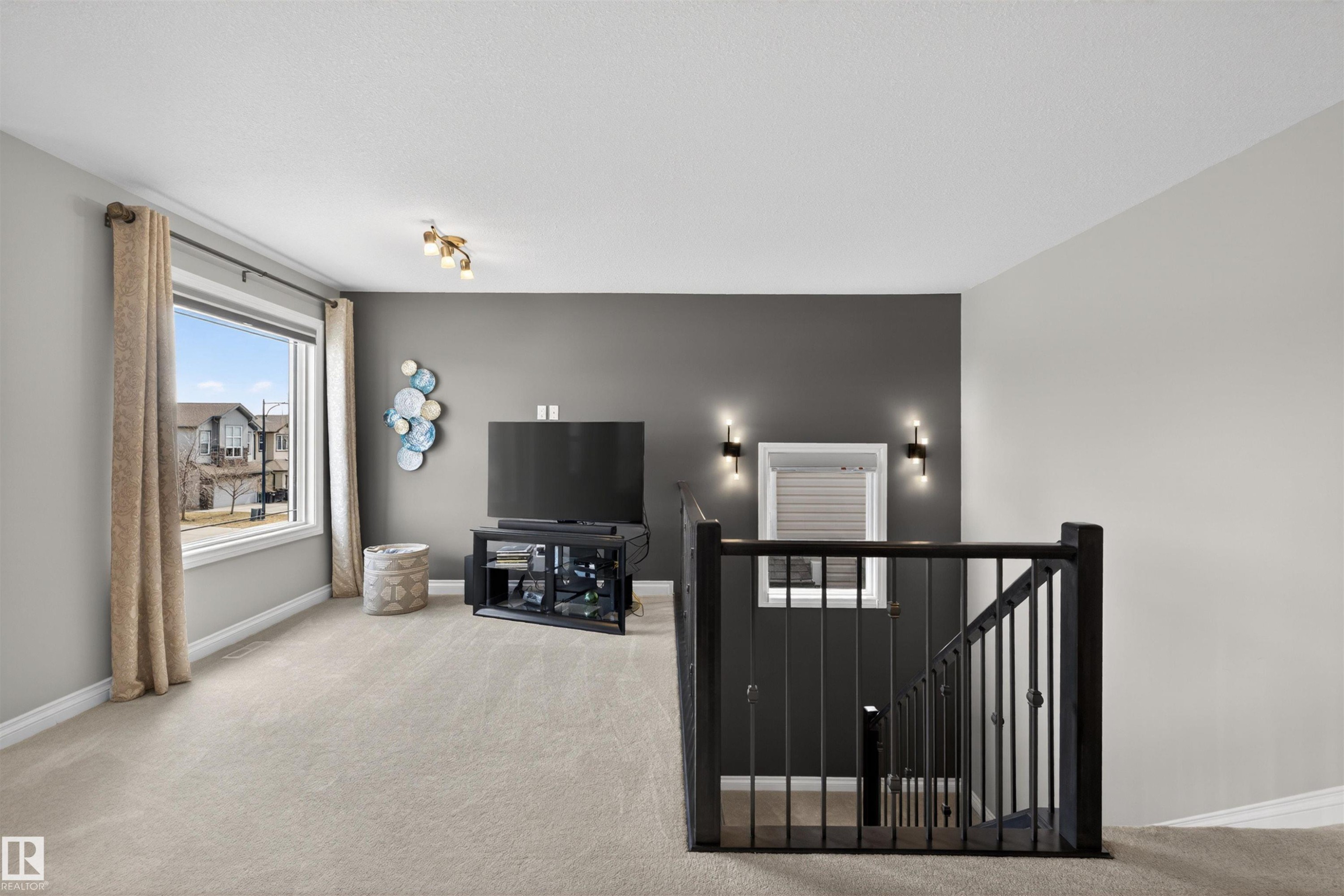 3353 Hilton Crescent, Edmonton, AB - Indoor